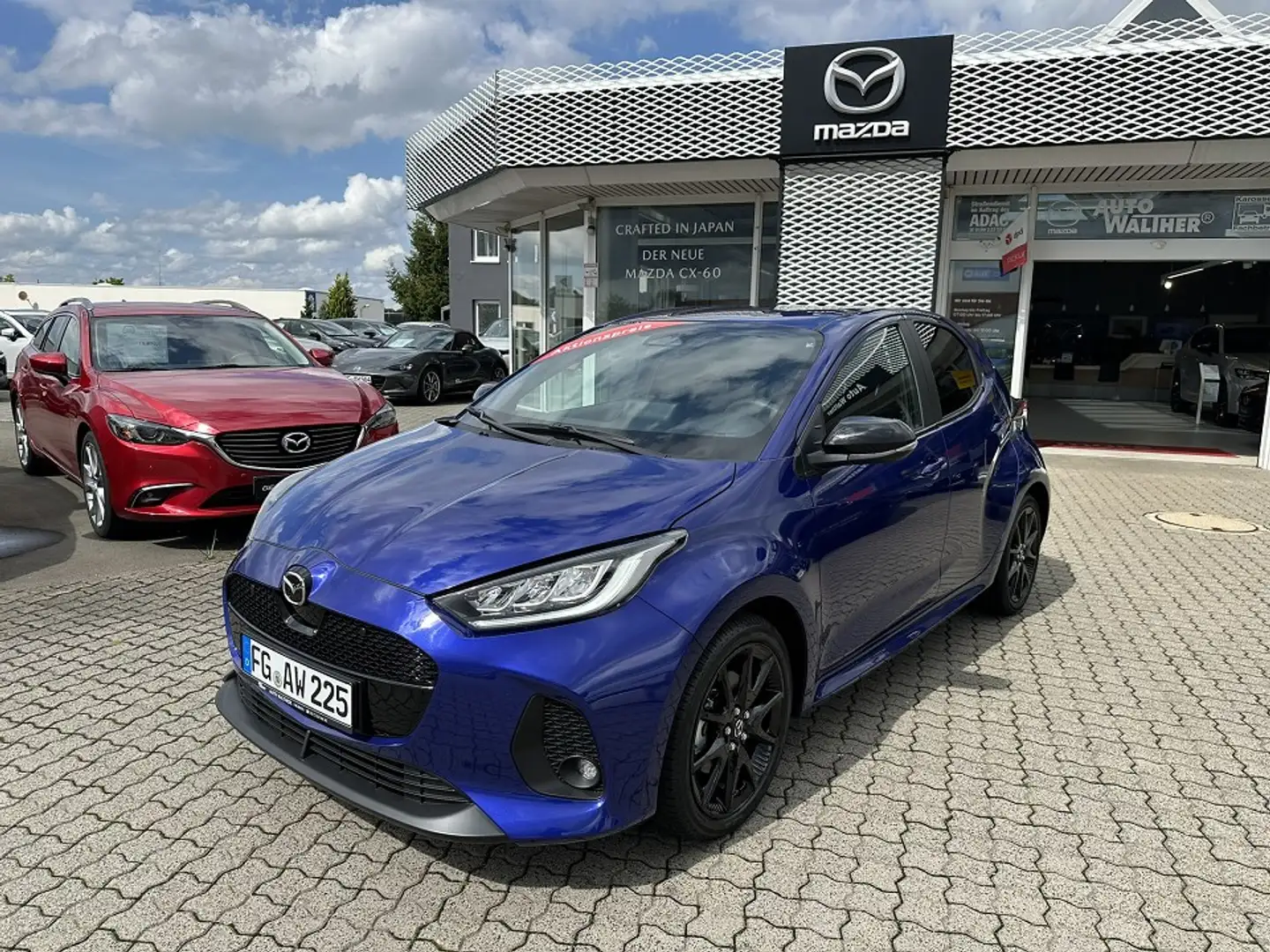 Mazda 2 Hybrid 5HB 1.5L VVT-i 116 PS e-CVT FWD HOMURA Bleu - 1