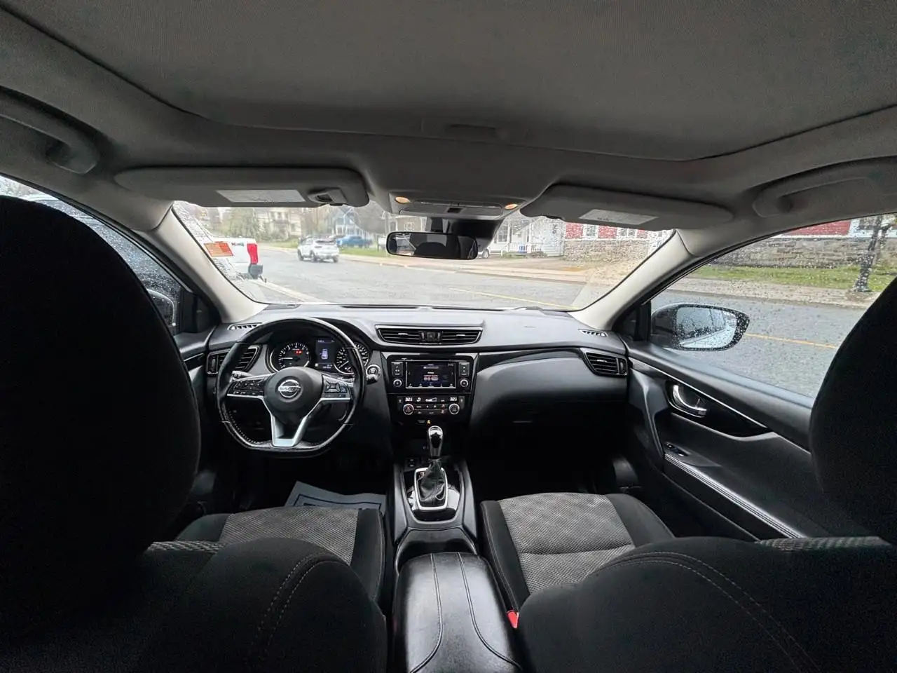Nissan Qashqai photo Nissan Qashqai