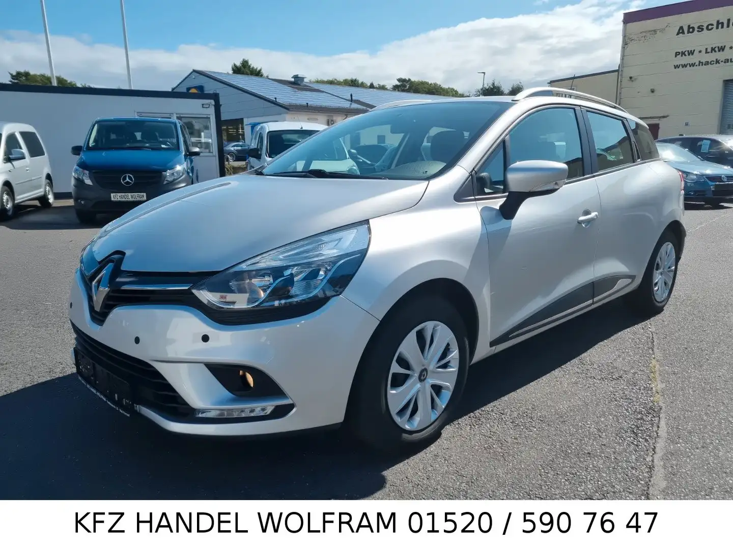 Renault Clio IV 1.5 dCi 90PS NUR 53.000KM, NUR 1 Halter Silber - 1
