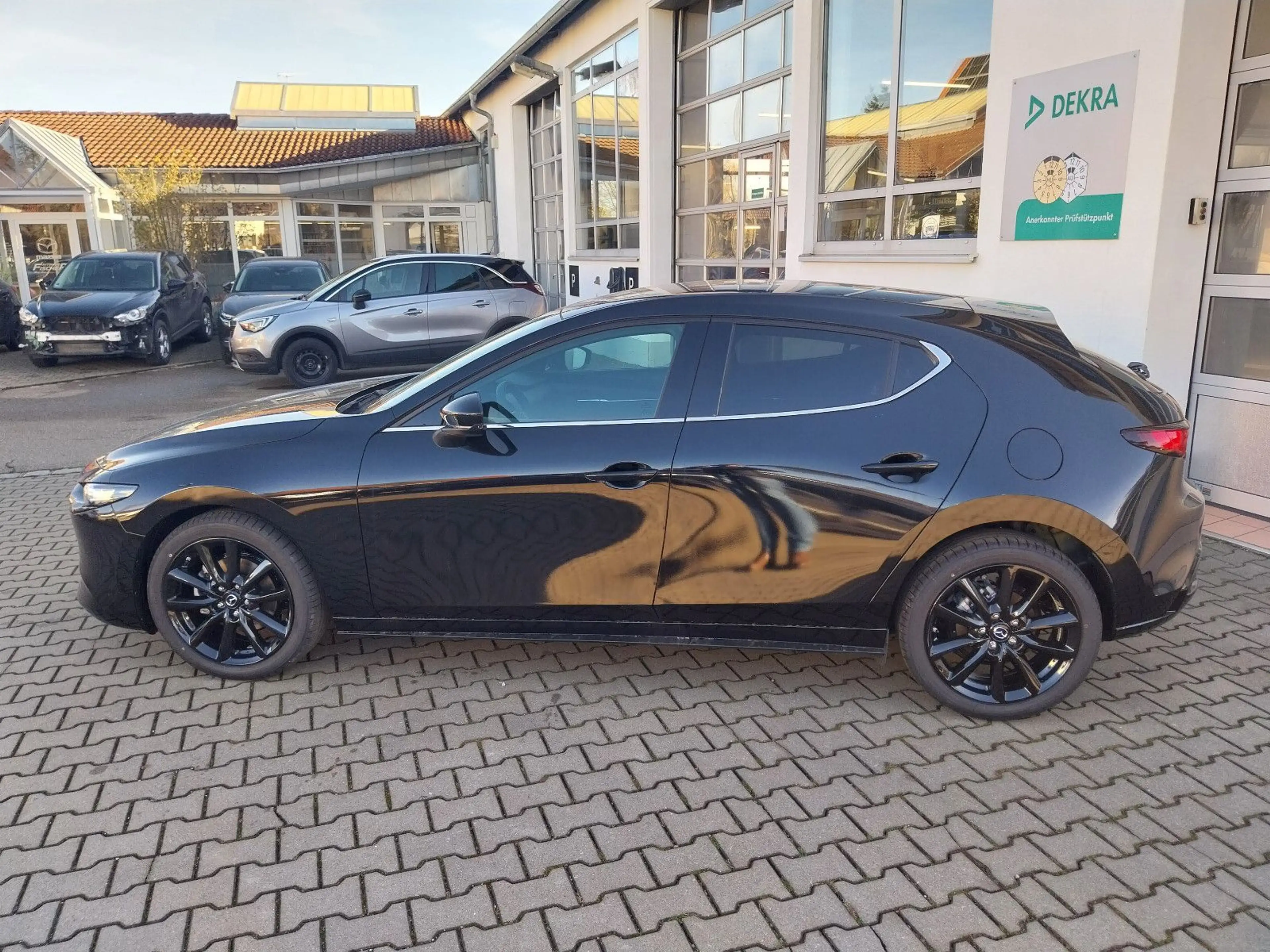 Mazda 3 SKYACTIV 140 AT Homura NAVI/HUD/KAMERA — photo 2