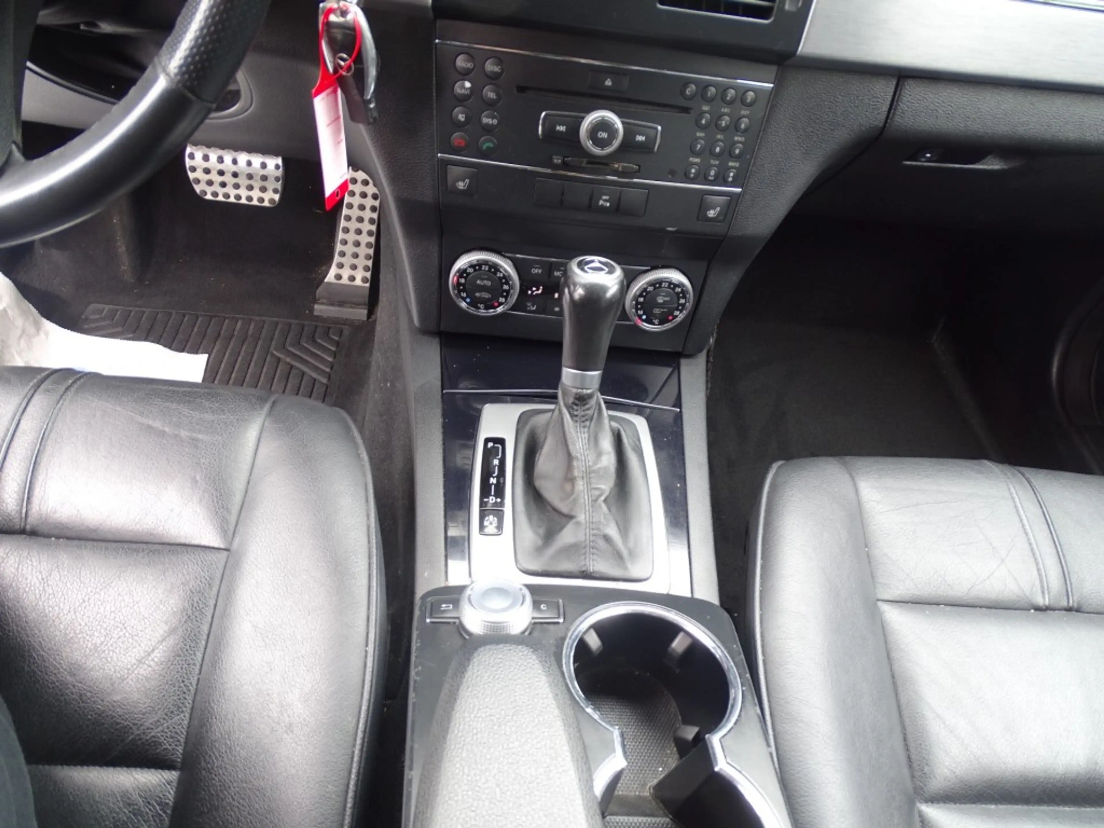 Mercedes-Benz GLK 320 320 CDI 4-MATIC — photo 10
