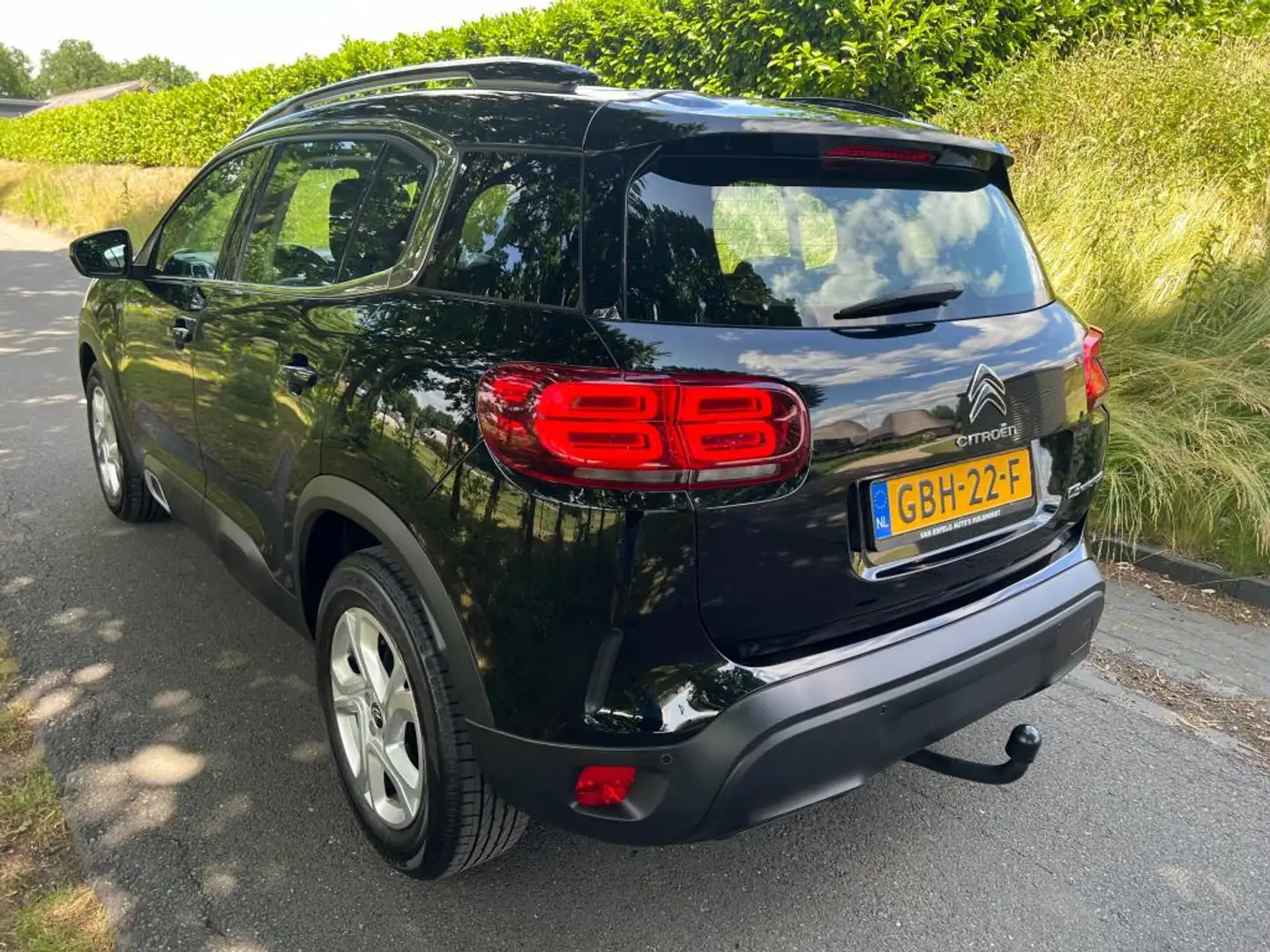Citroen C5 Aircross 1.2 PureTech Feel met oa: Compl. historie, Trekhaa Zwart - 2