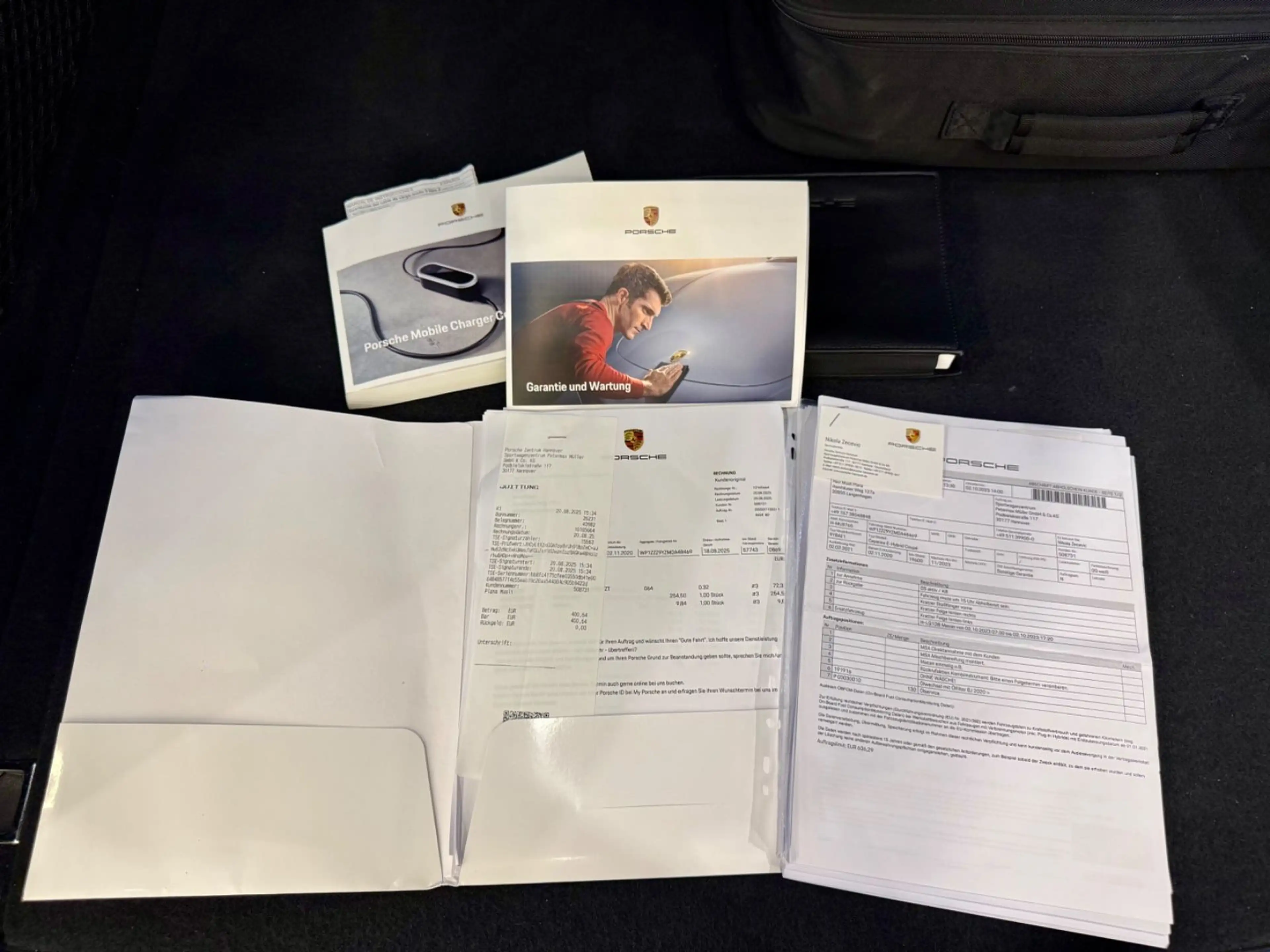 Porsche Cayenne Coupe E-Hybrid Approved Garantie Ahk — photo 23
