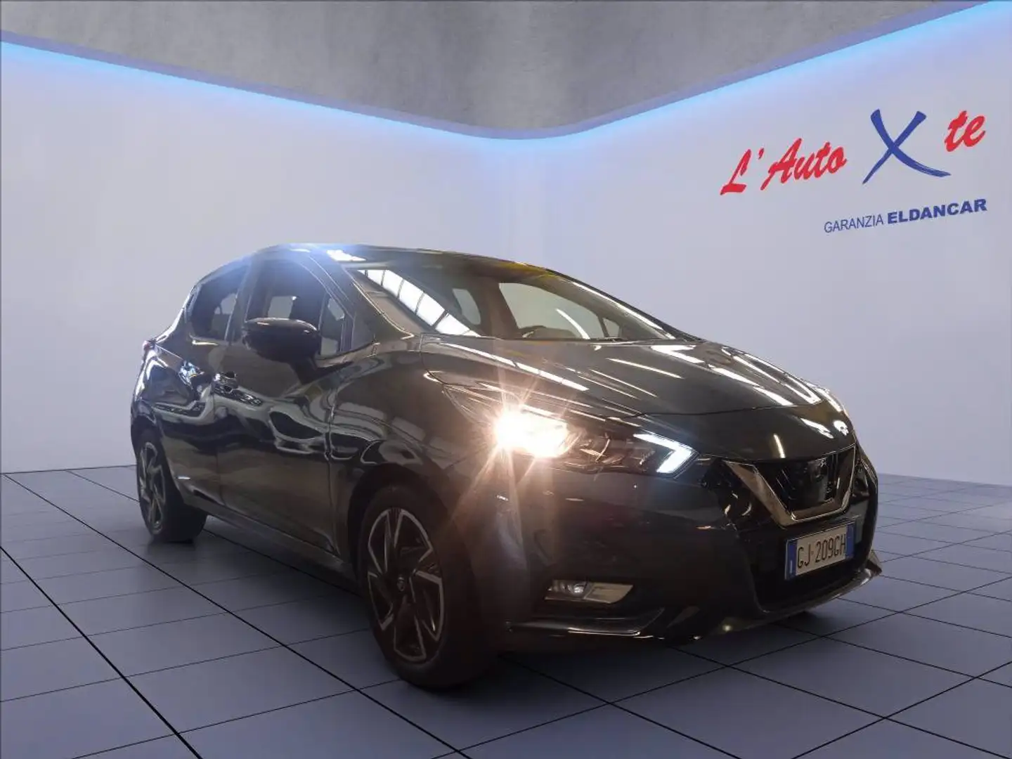 Nissan Micra 1.0 ig-t N-Design 92cv Grau - 1