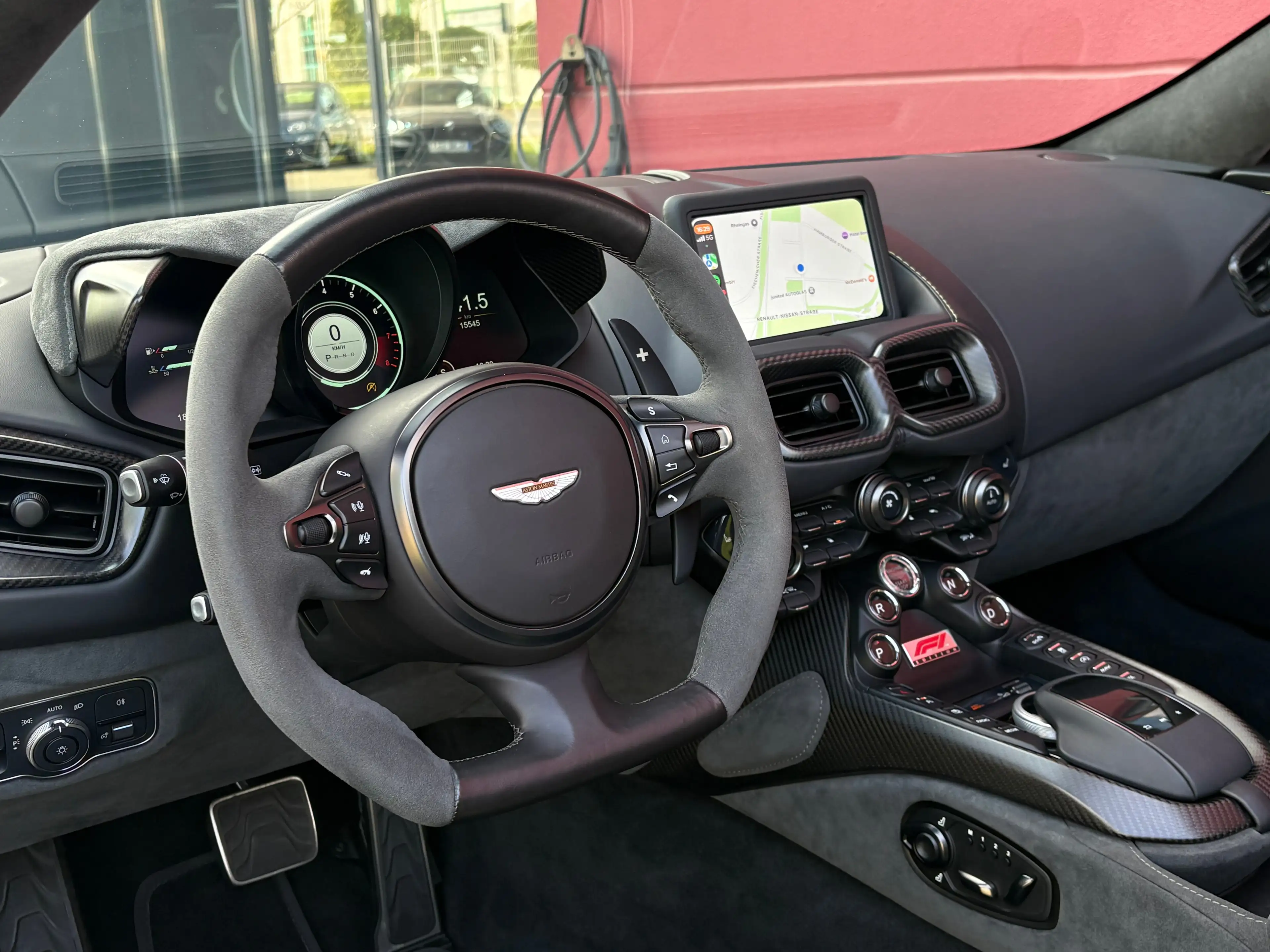 Aston Martin Vantage 4.0 V8 ROADSTER SONDERMODELL F1 EDITION 1HAND TOP* — photo 10