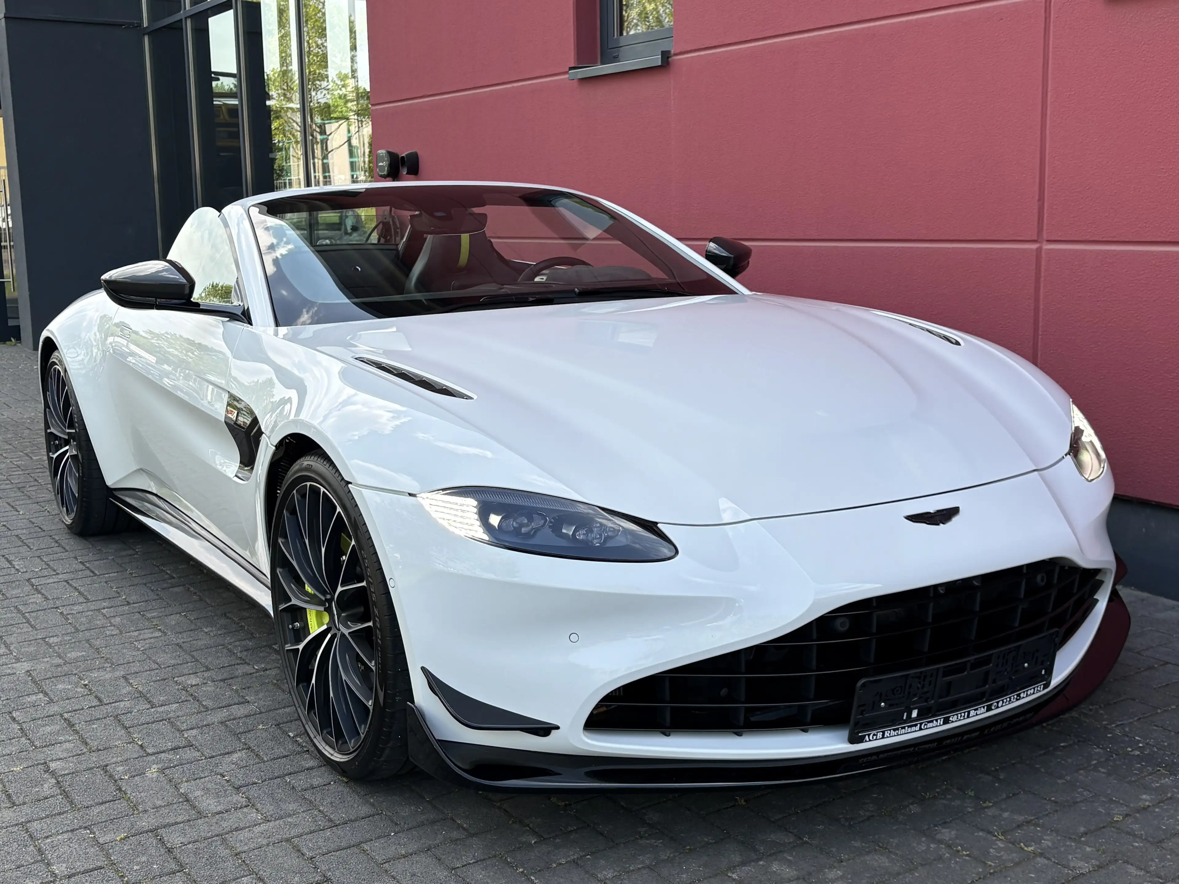 Aston Martin Vantage 4.0 V8 ROADSTER SONDERMODELL F1 EDITION 1HAND TOP* — photo 3