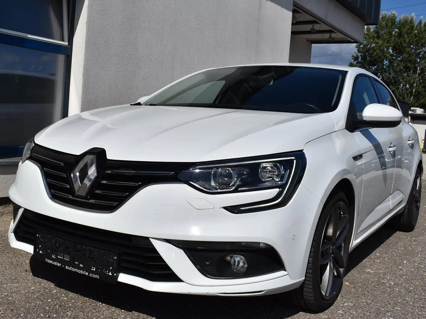 Renault Megane Intense TCe 115PF Weiß - 1