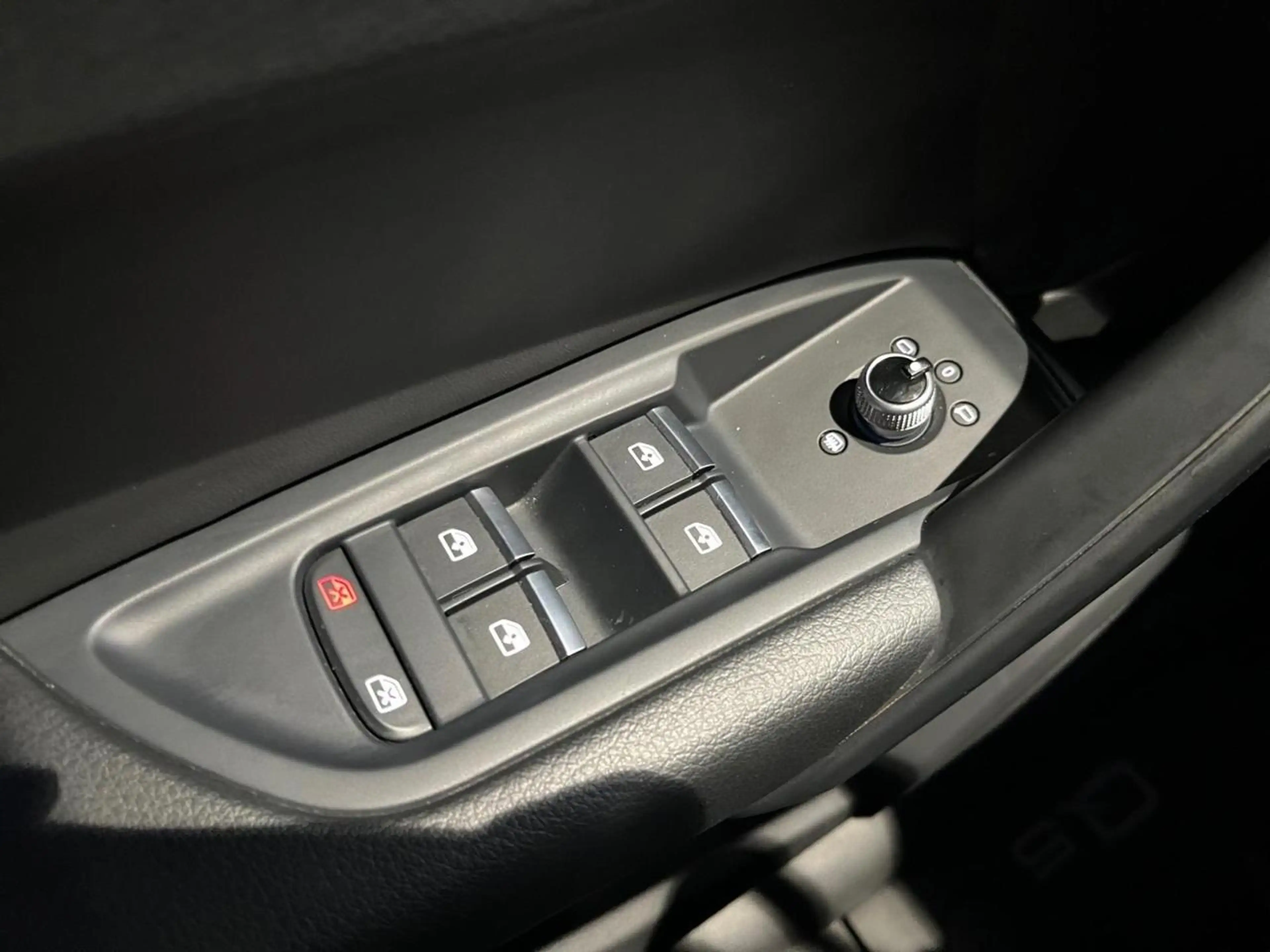 Audi Q5 Q5 Sportback 35 TDi Business Edition S line S tronic — photo 12