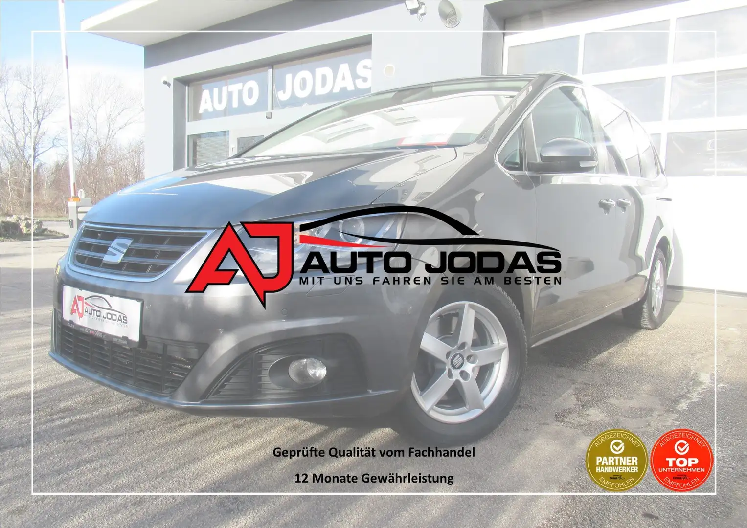 SEAT Alhambra Executive 2,0 TDI CR **Panoramadach/Totwinkela.** Gris - 1