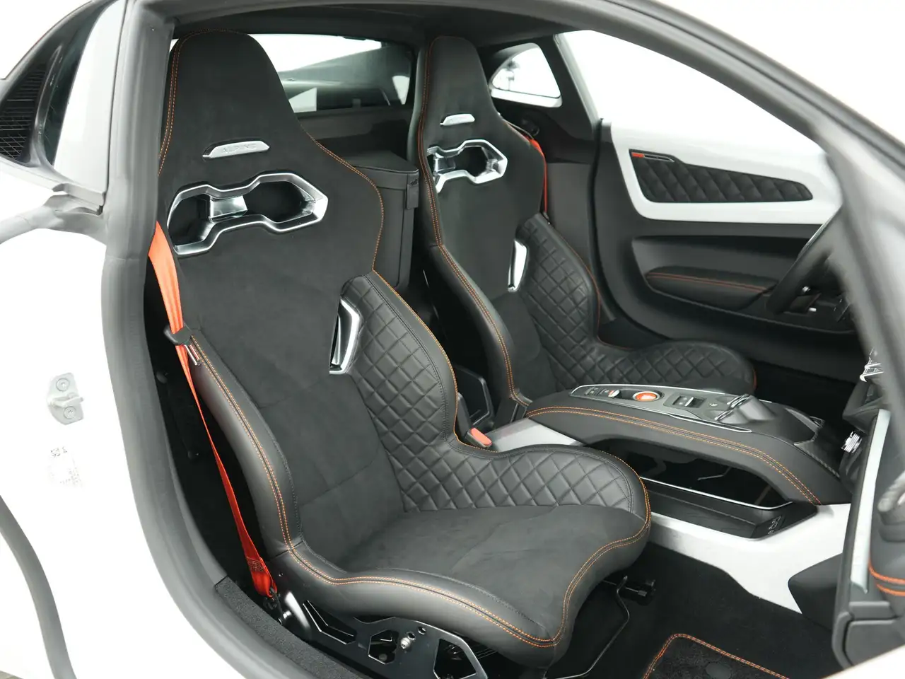 Alpine A110 2024