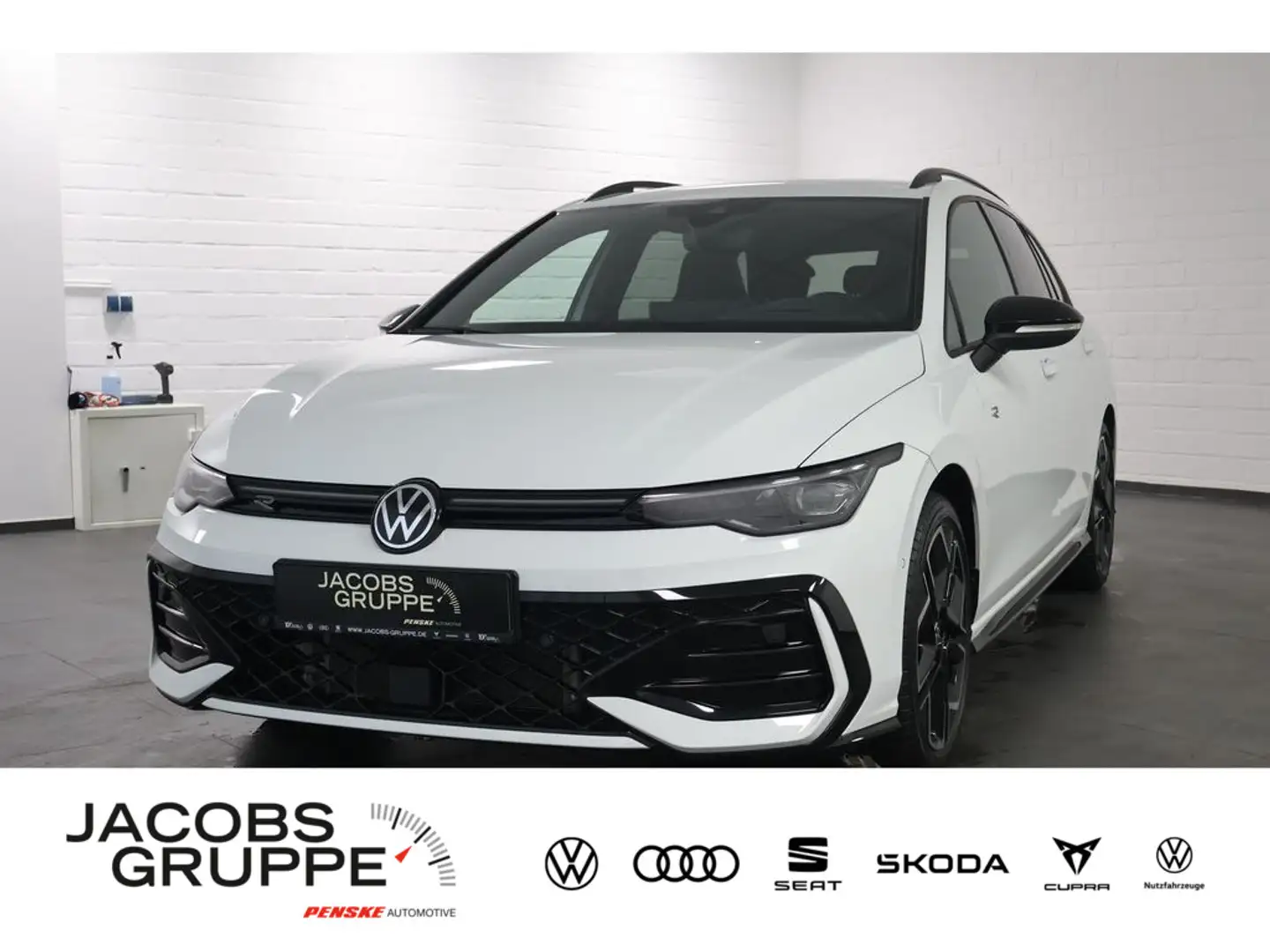 Volkswagen Golf VIII Variant 2.0 TDI R-Line "Black Style" Weiß - 2