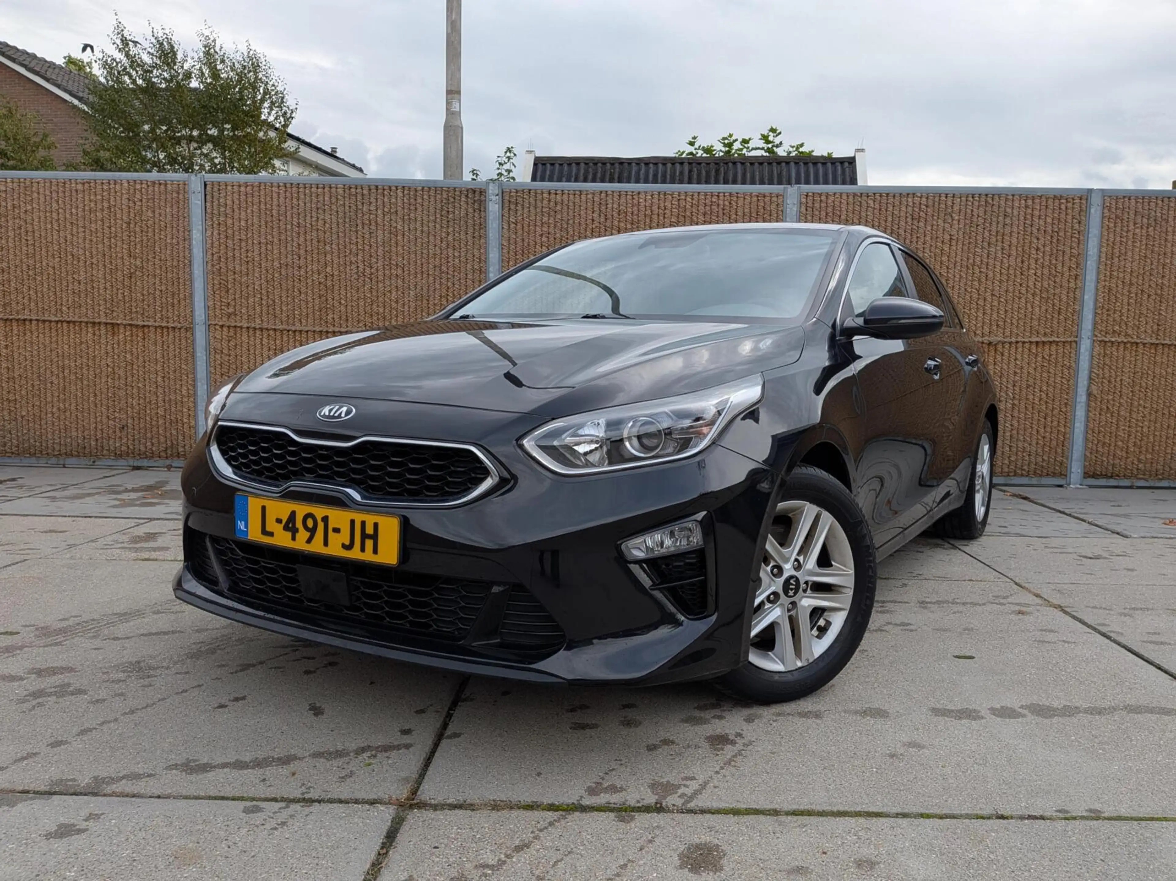 Kia Ceed / cee'd 1.0 T-GDi DynamicPlusLine — photo 7