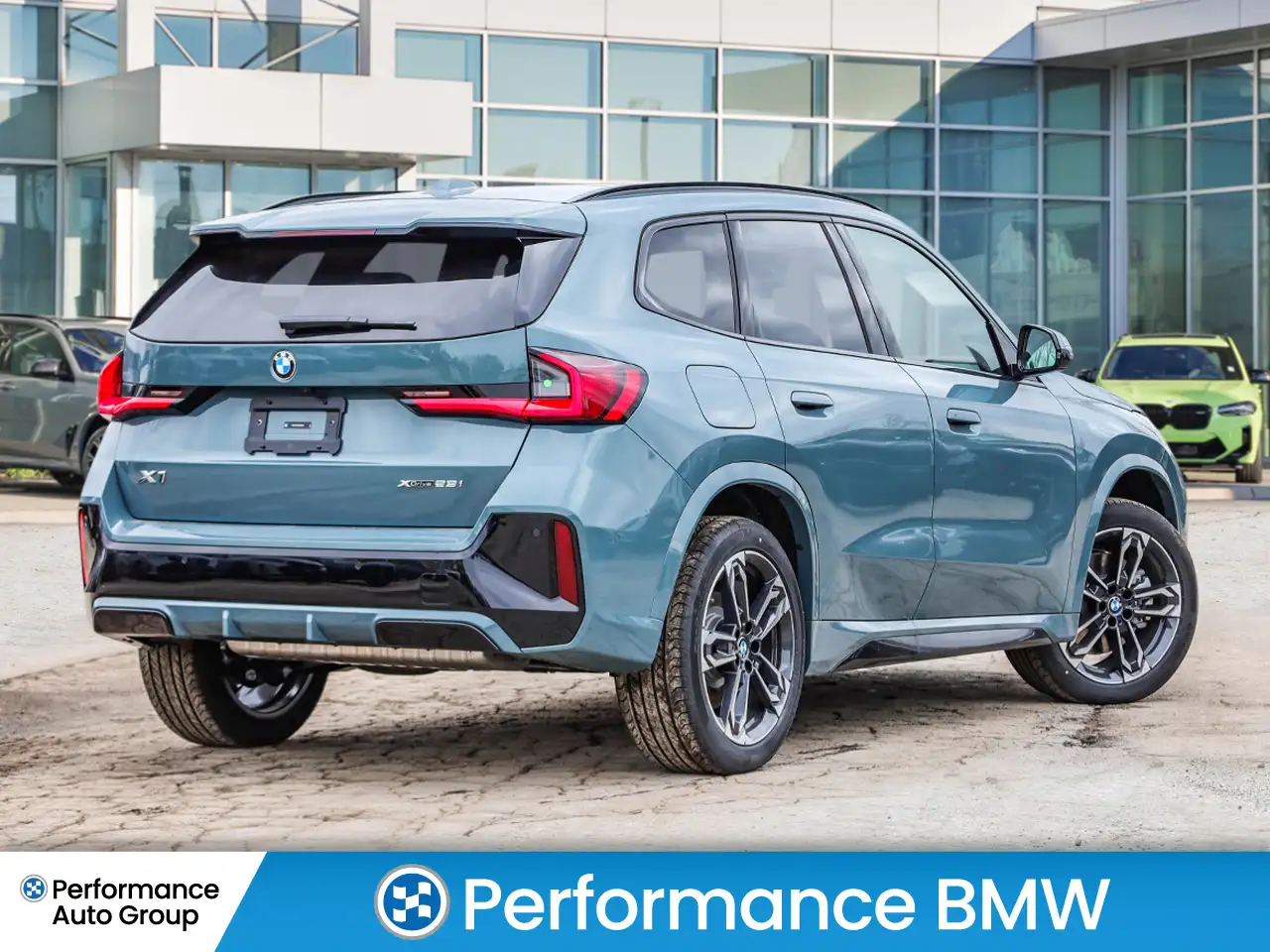 BMW X1 снимка BMW X1