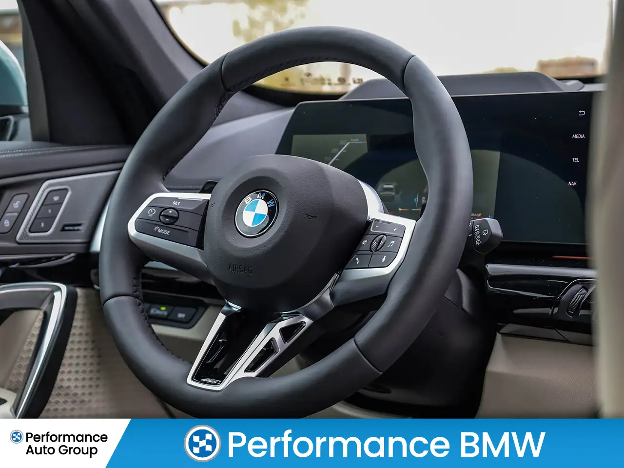 BMW X1 снимка BMW X1