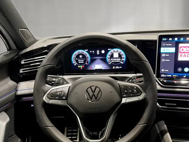 Volkswagen Tiguan view 9