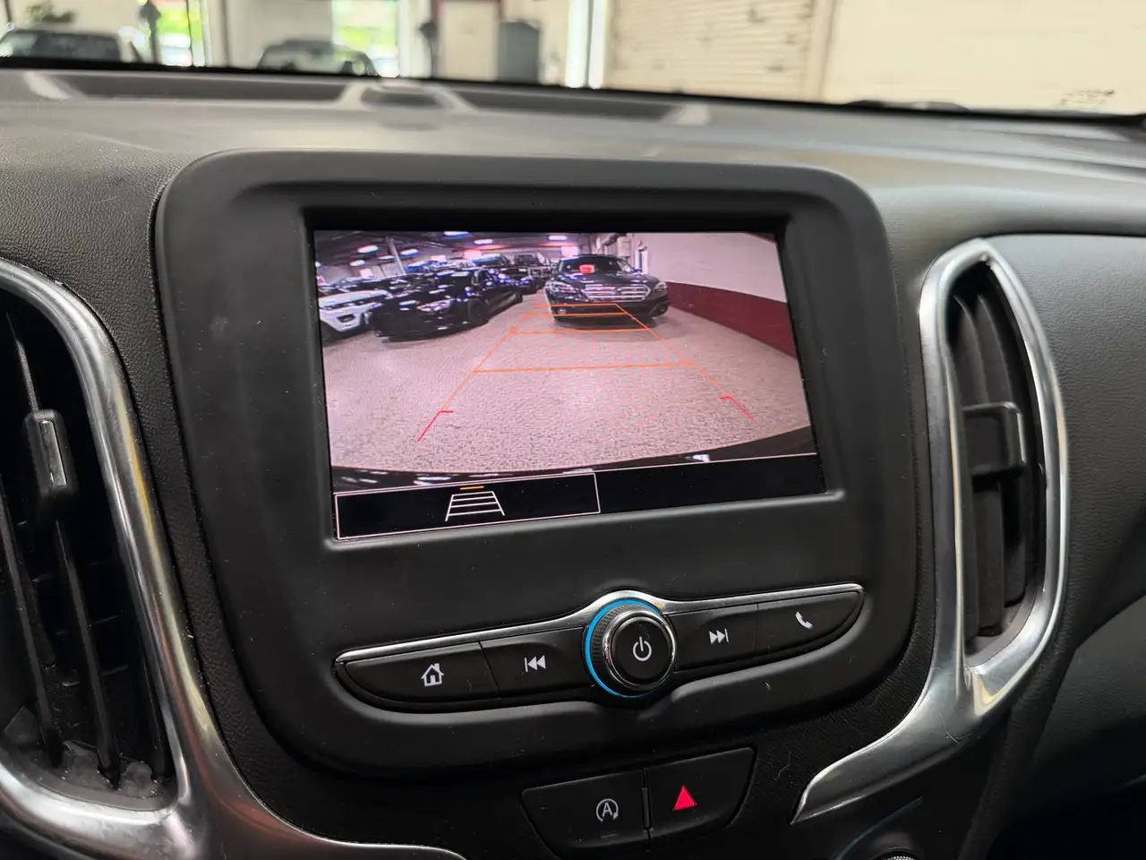 Chevrolet Equinox photo Chevrolet Equinox