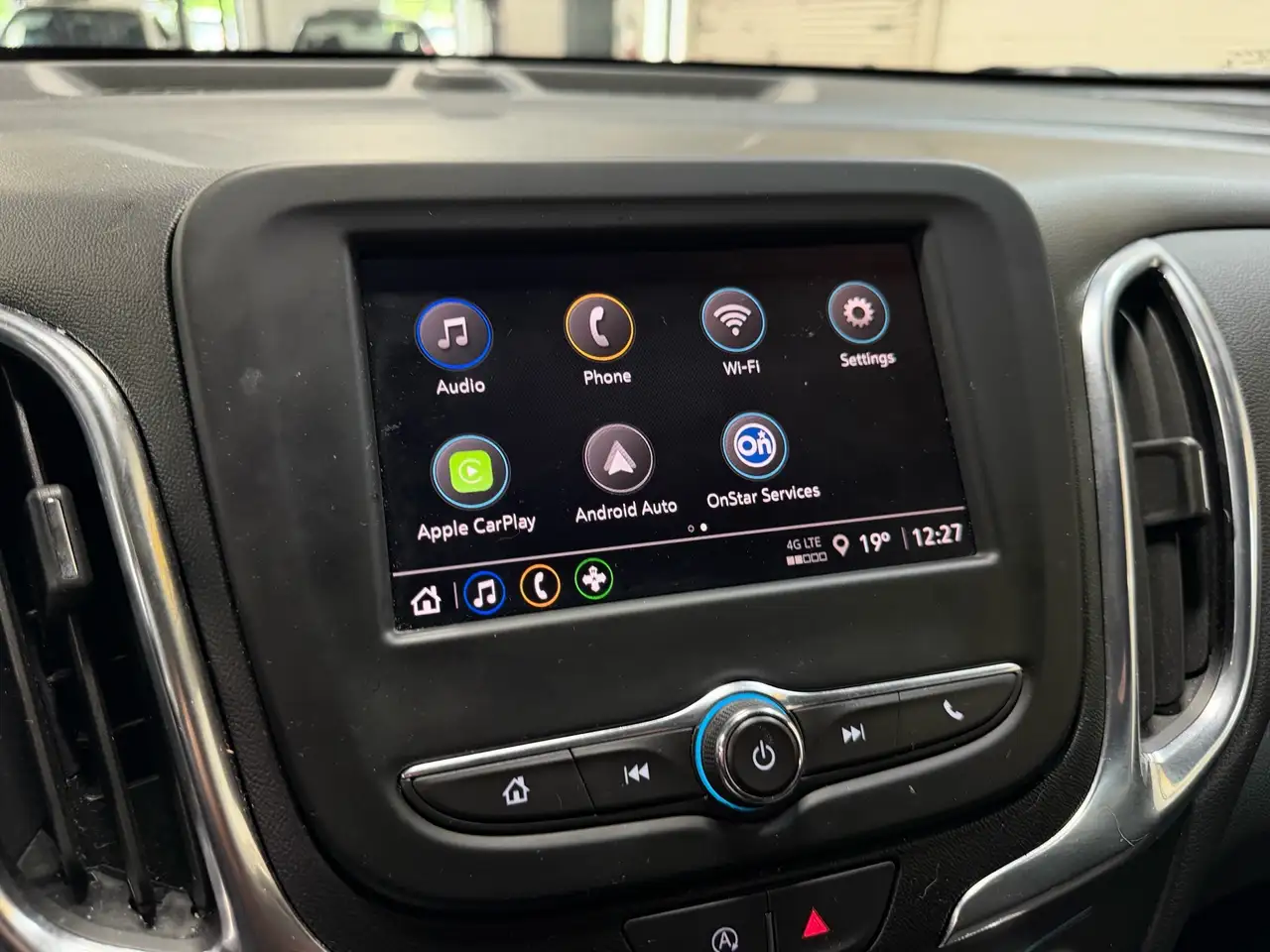 Chevrolet Equinox photo Chevrolet Equinox
