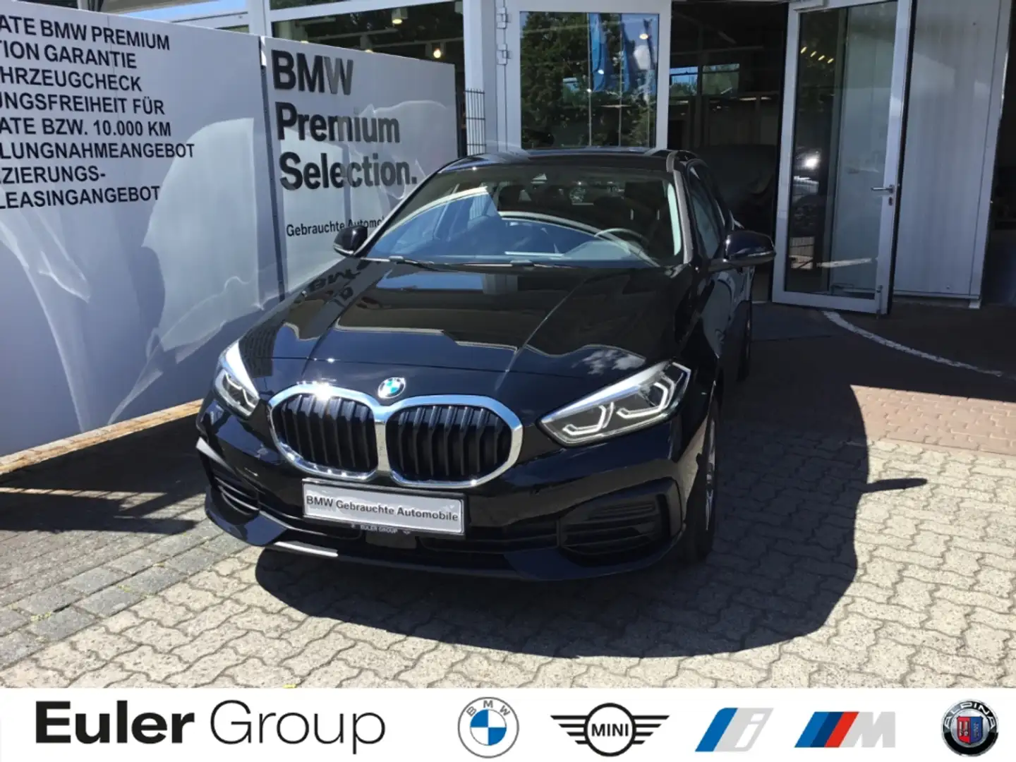 BMW 118 i 5-Türer Navi LED DAB SHZ Keyless PDC Modell Adva Schwarz - 1