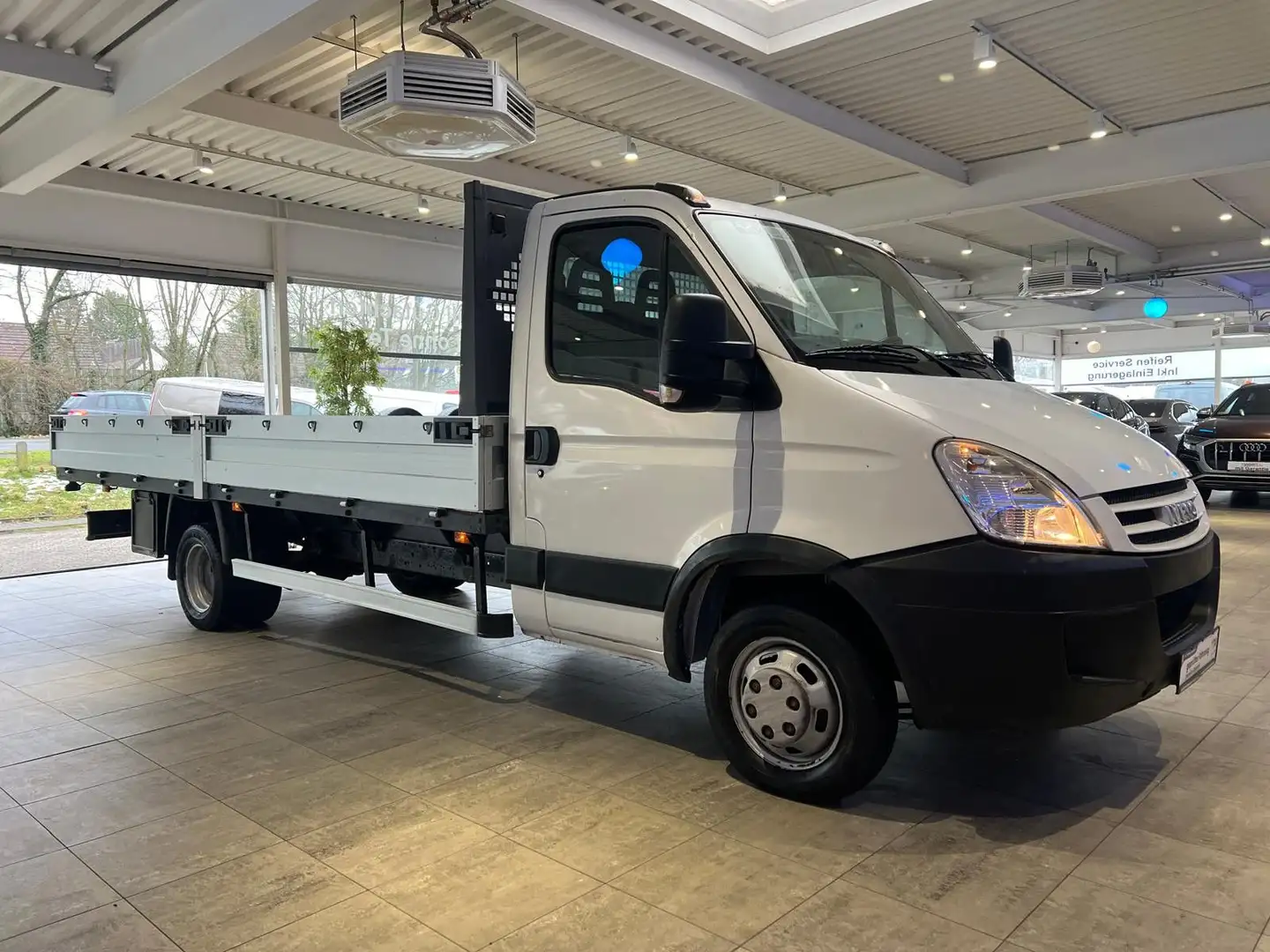 Iveco Daily 35/50c15 Maxi XXL Pritsche 5200mm*3.500Kg* Blanc - 2
