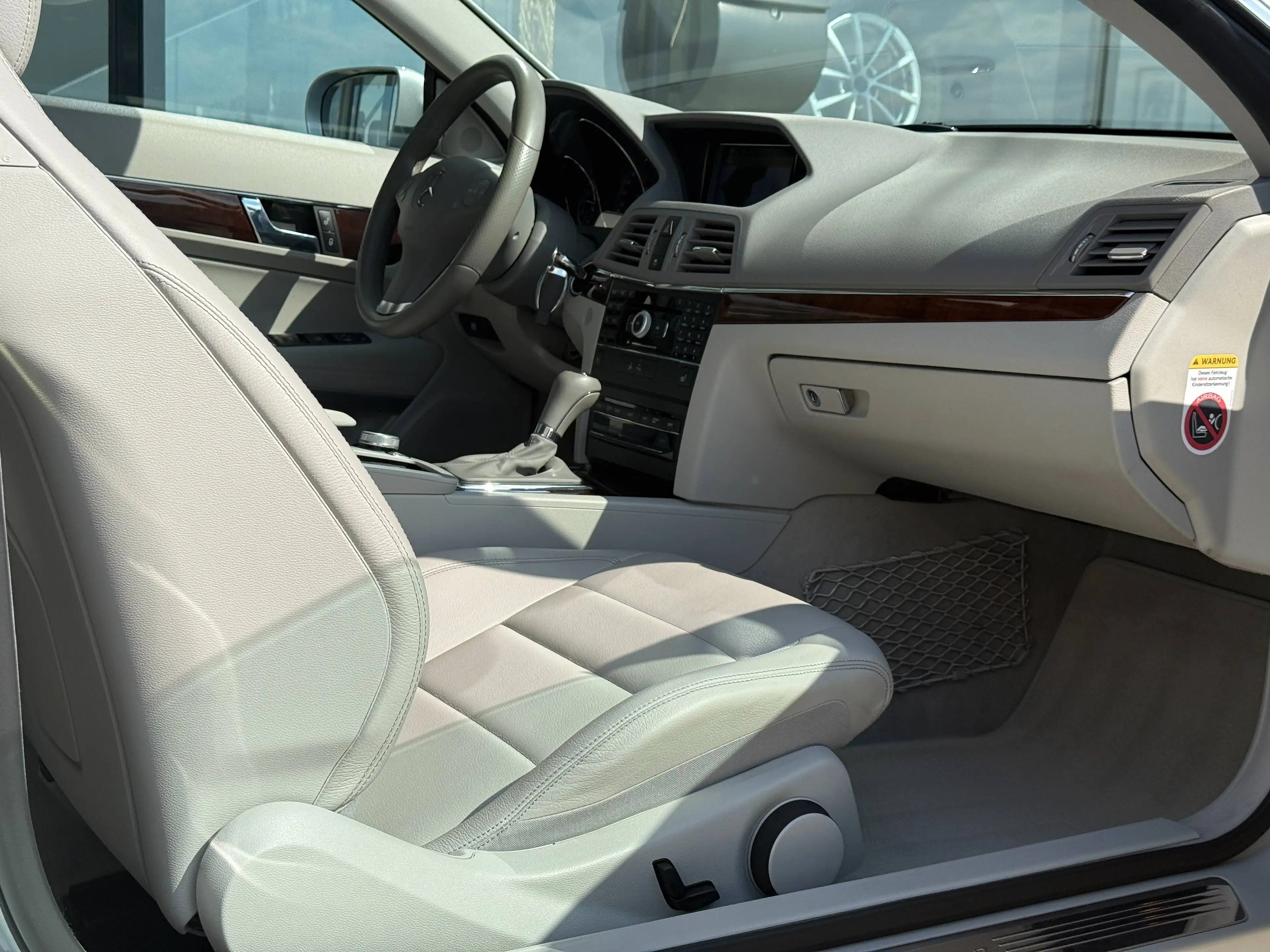 Mercedes-Benz E 350 E 350 Coupe AMG/VOLLEDER/NAVI/SHZ — photo 13