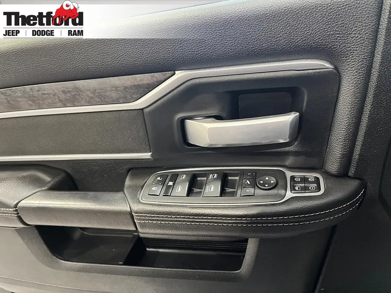 RAM 3500 снимка RAM 3500