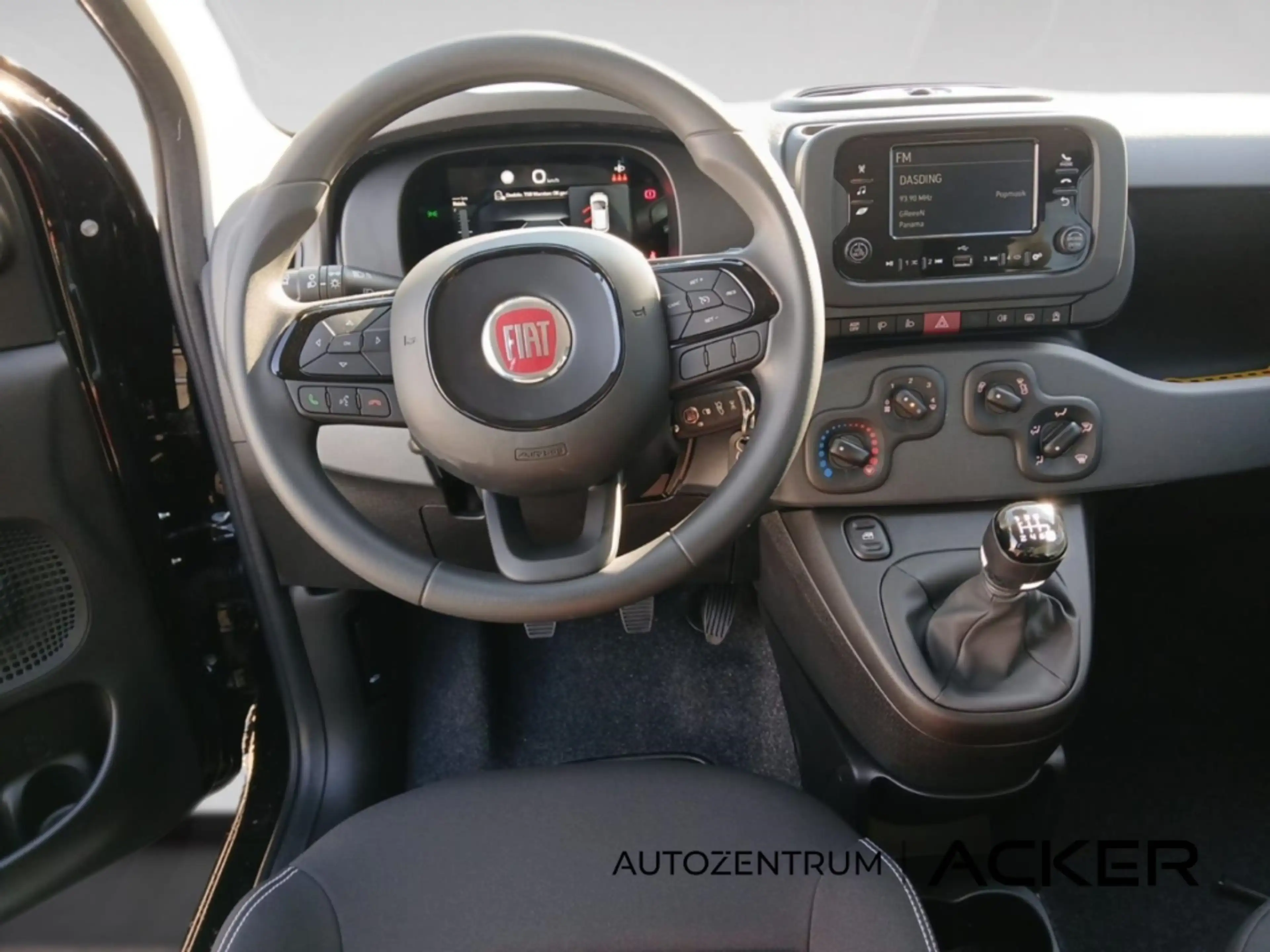Fiat New Panda 1.0 GSE Hybrid 48 kW Icon Tempomat/Klima — photo 11