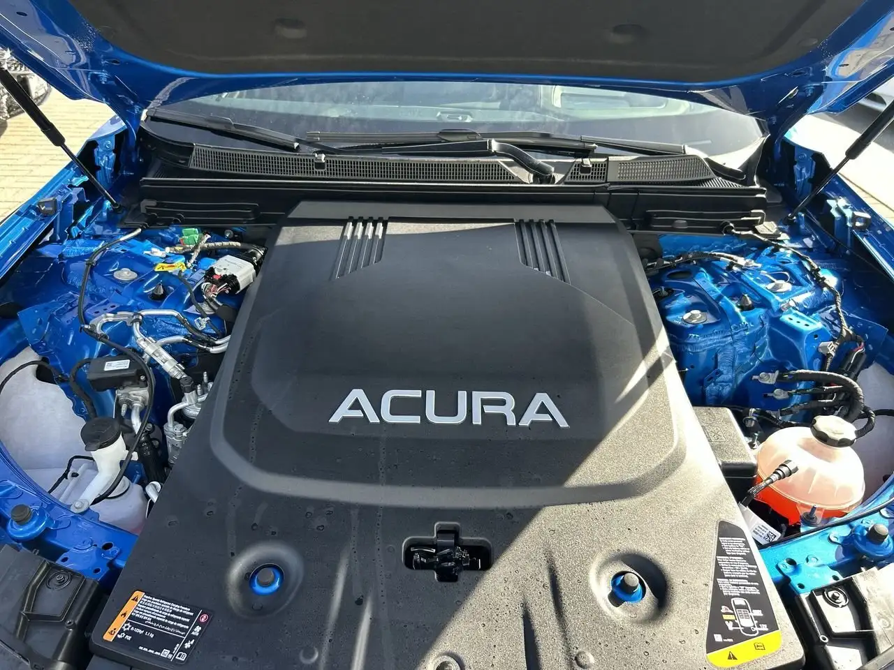 Acura ZDX снимка Acura ZDX
