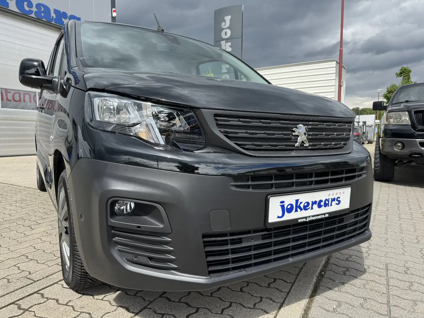 Peugeot Partner 1.5 HDi 130 L2 Premium Automatik 2xSchiebetüren/Wi Schwarz - 1