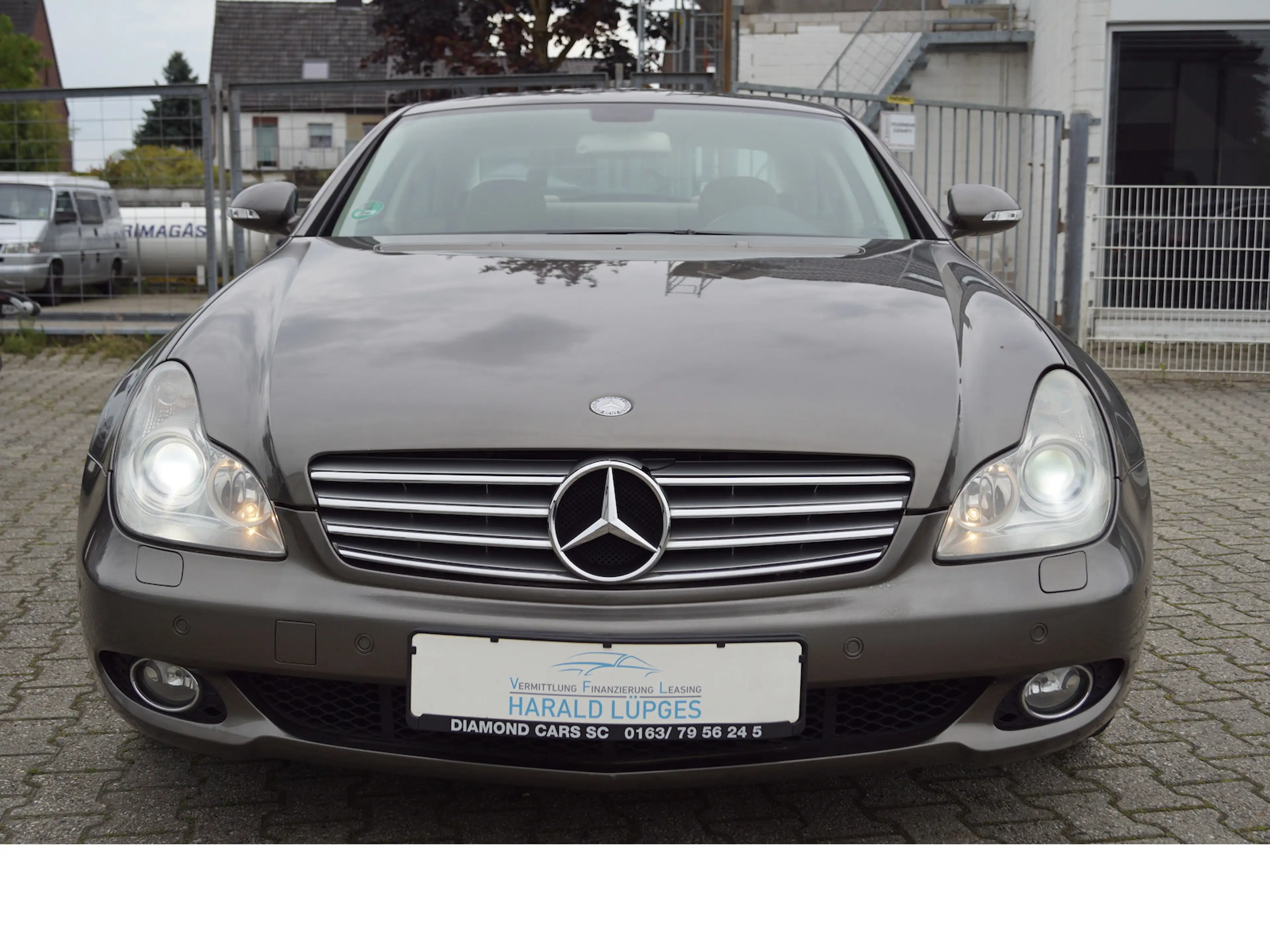 Mercedes-Benz CLS 350 Automatik, Leder, BI-Xenon, E-Glasdach — photo 18