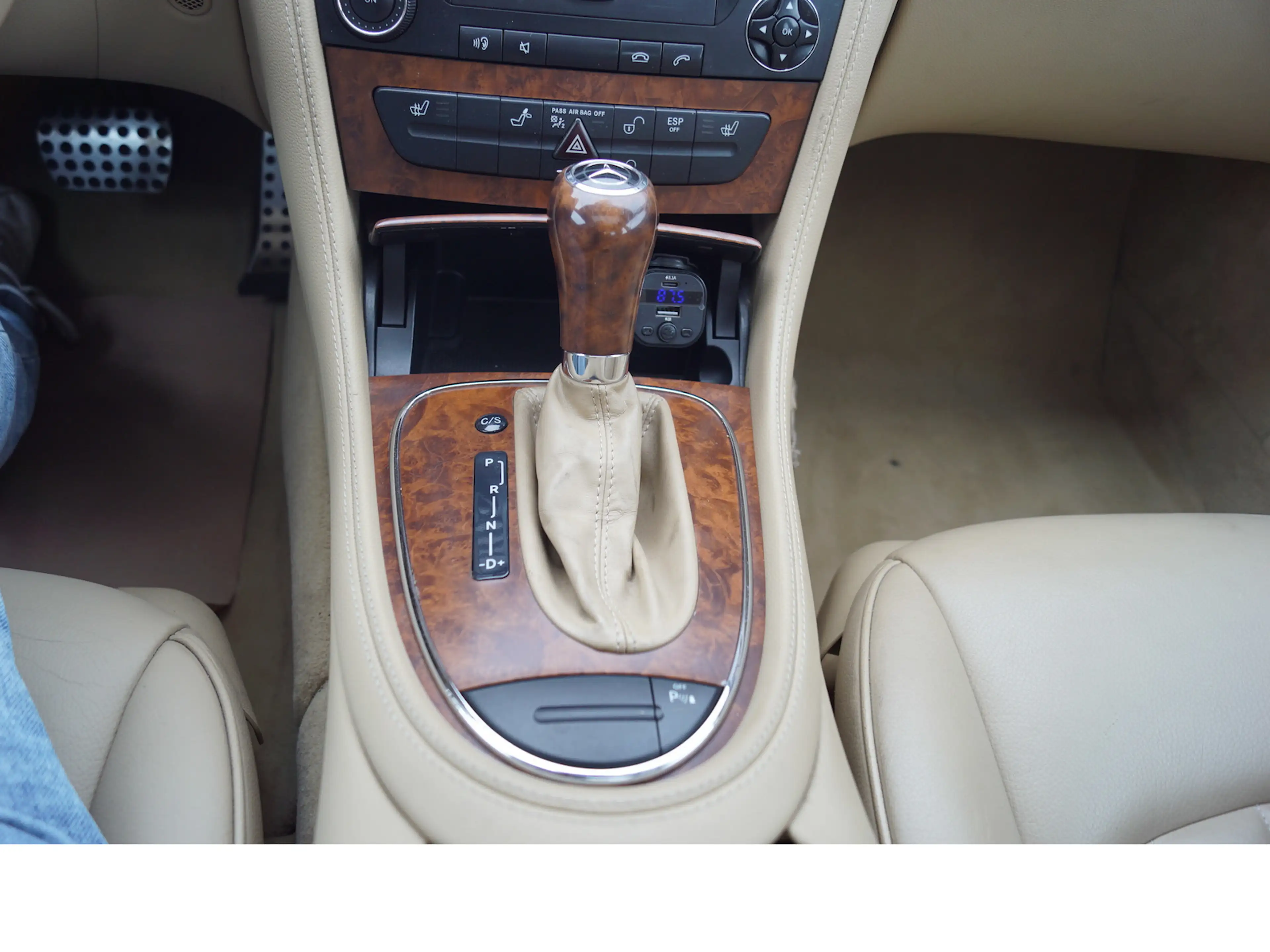 Mercedes-Benz CLS 350 Automatik, Leder, BI-Xenon, E-Glasdach — photo 13