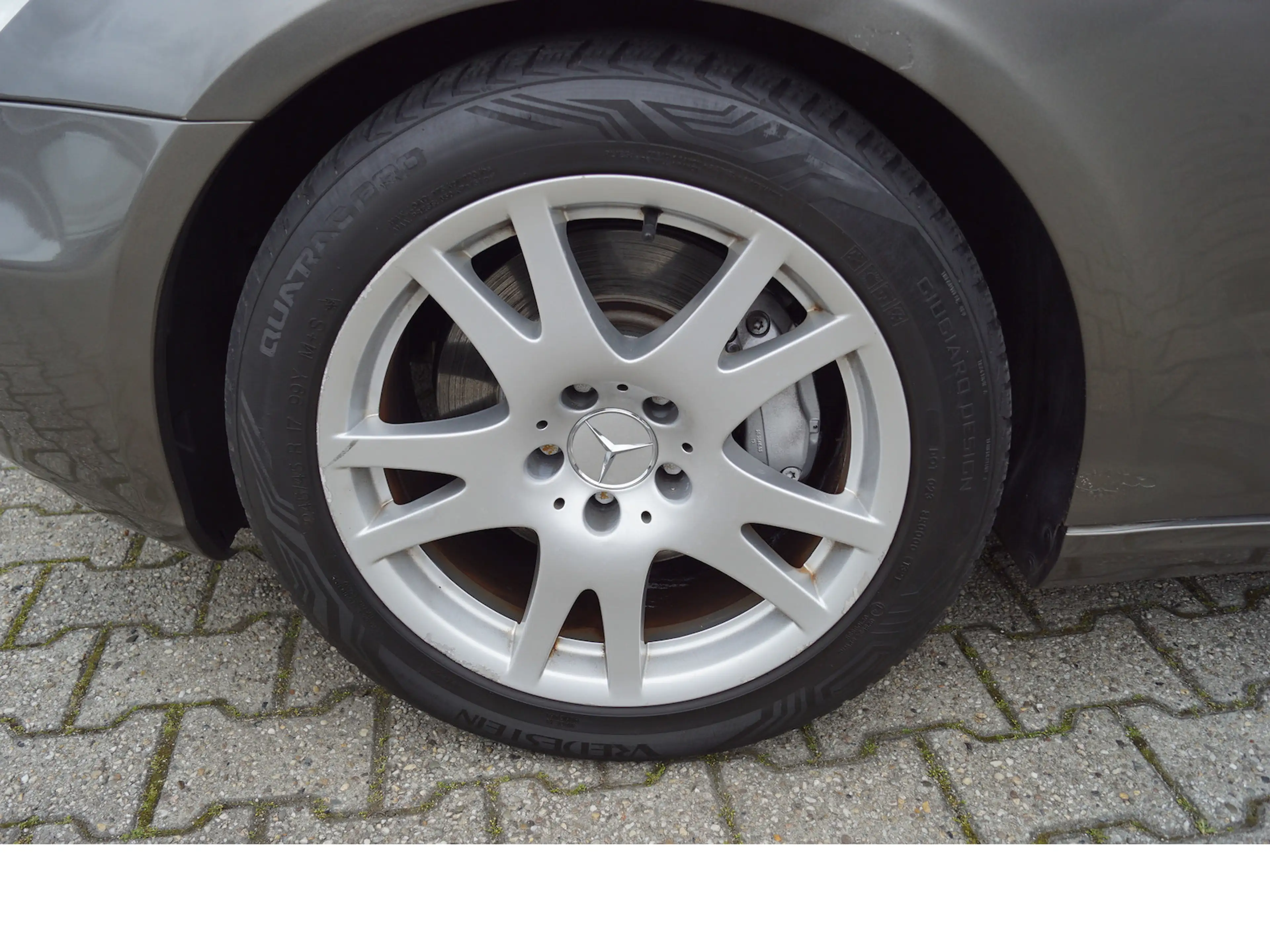 Mercedes-Benz CLS 350 Automatik, Leder, BI-Xenon, E-Glasdach — photo 16