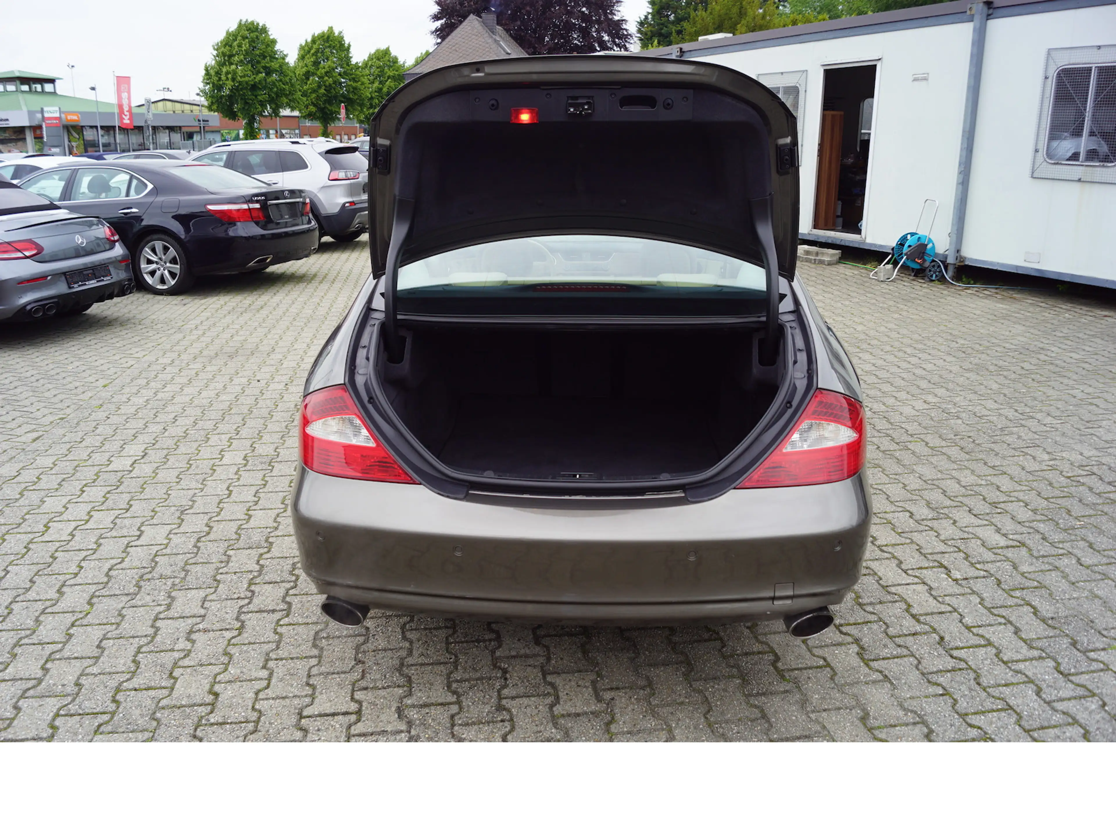 Mercedes-Benz CLS 350 Automatik, Leder, BI-Xenon, E-Glasdach — photo 8