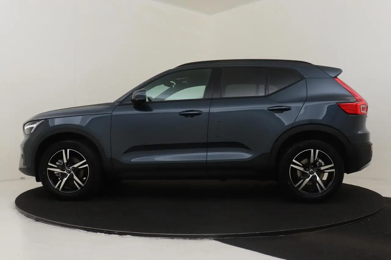 Volvo XC40 2026 — фото 7