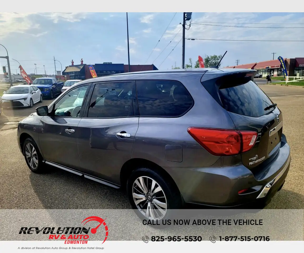 Nissan Pathfinder снимка Nissan Pathfinder