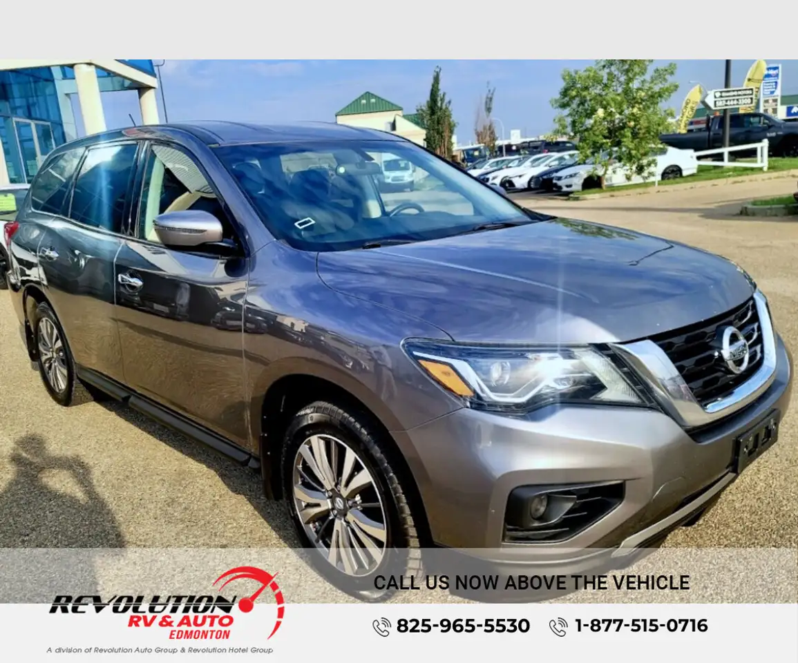 Nissan Pathfinder снимка Nissan Pathfinder
