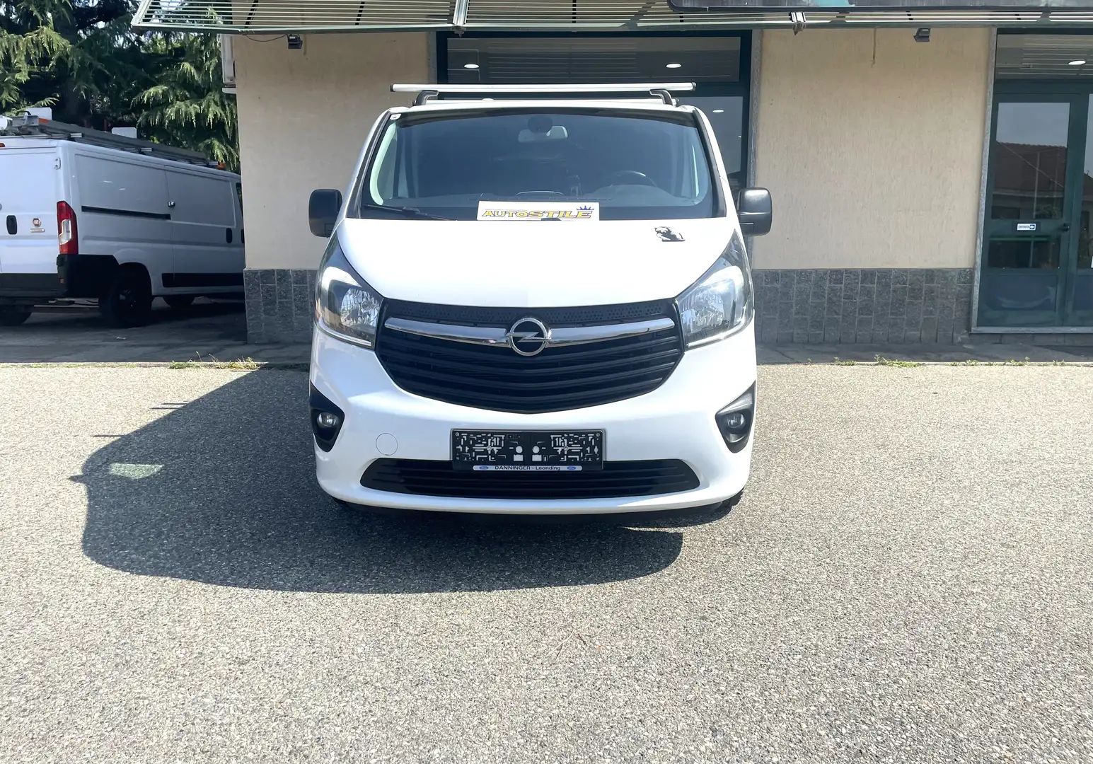 Fiat Talento Vivaro1.6 BiTurbo Cdti 145cv AUTOCARRO N1 5 POSTI Wit - 2
