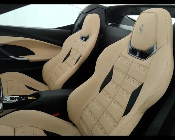 Ferrari 296 GTS view 6