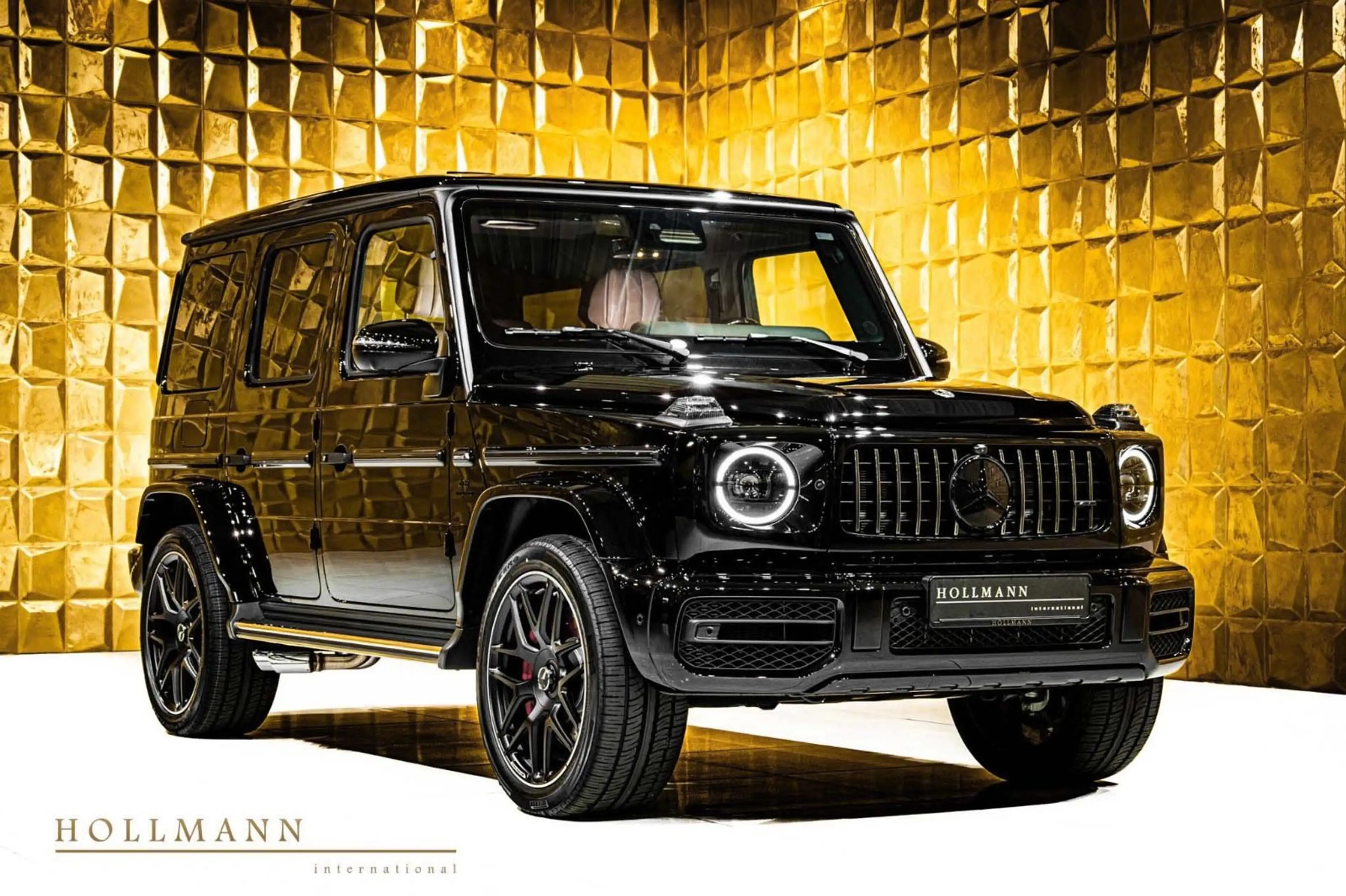 Mercedes-Benz G 63 AMG + Performance package + SR2 + Burmester