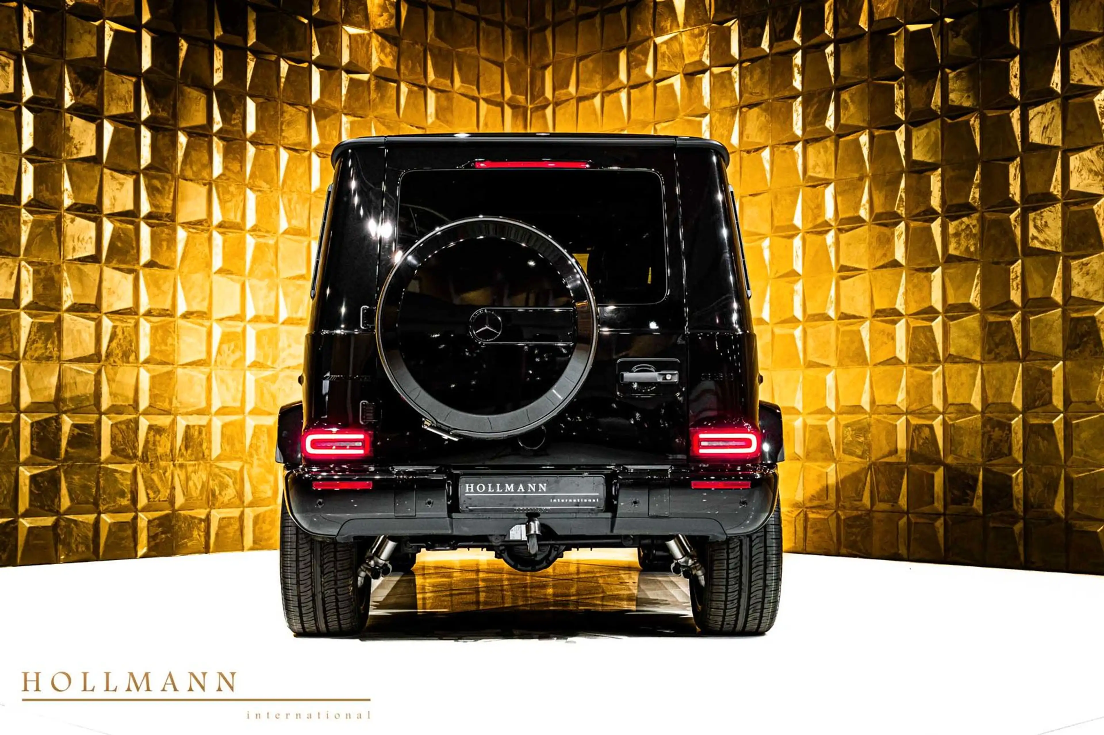Mercedes-Benz G 63 AMG + Performance package + SR2 + Burmester — photo 5