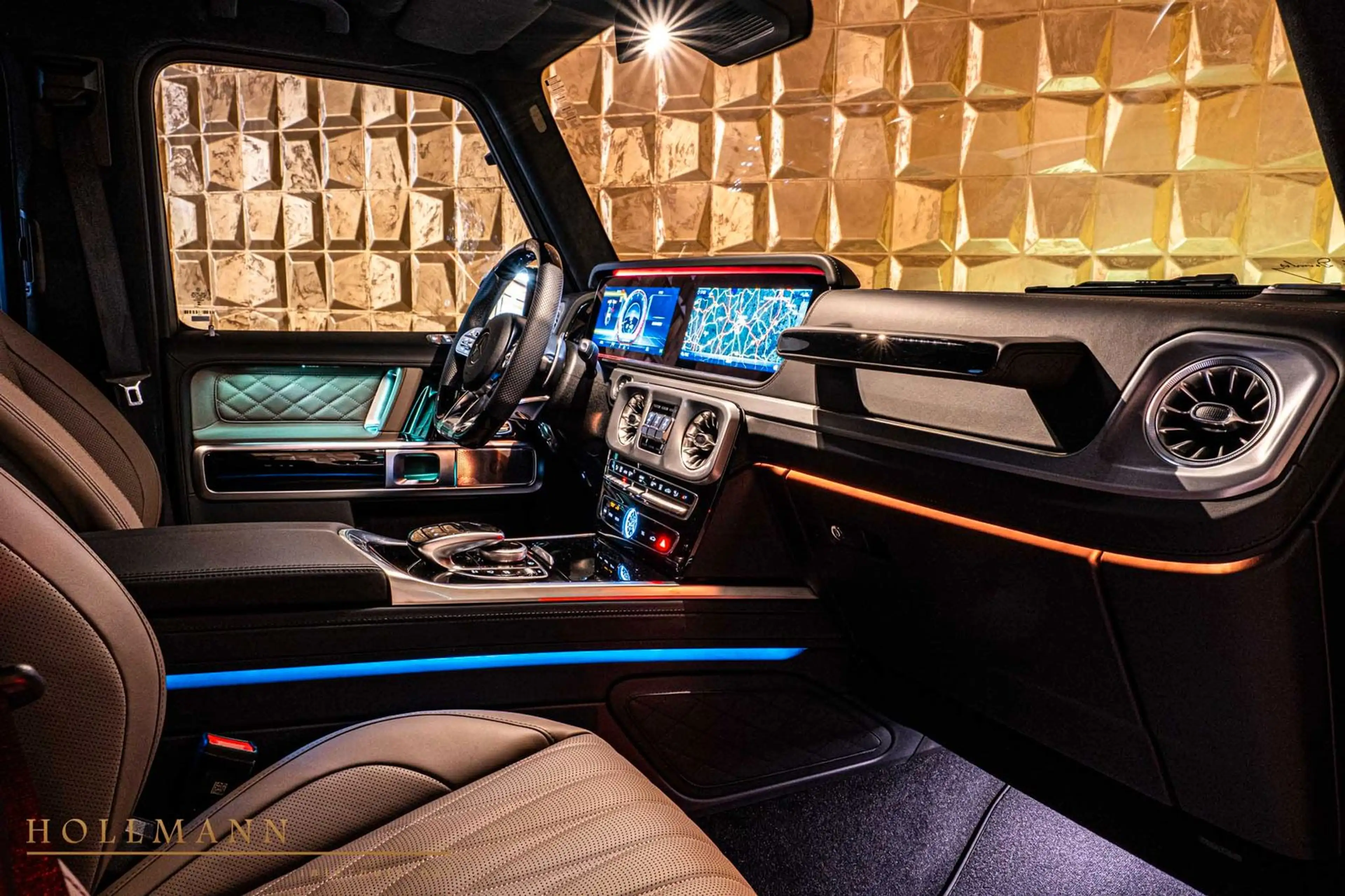 Mercedes-Benz G 63 AMG + Performance package + SR2 + Burmester — photo 12