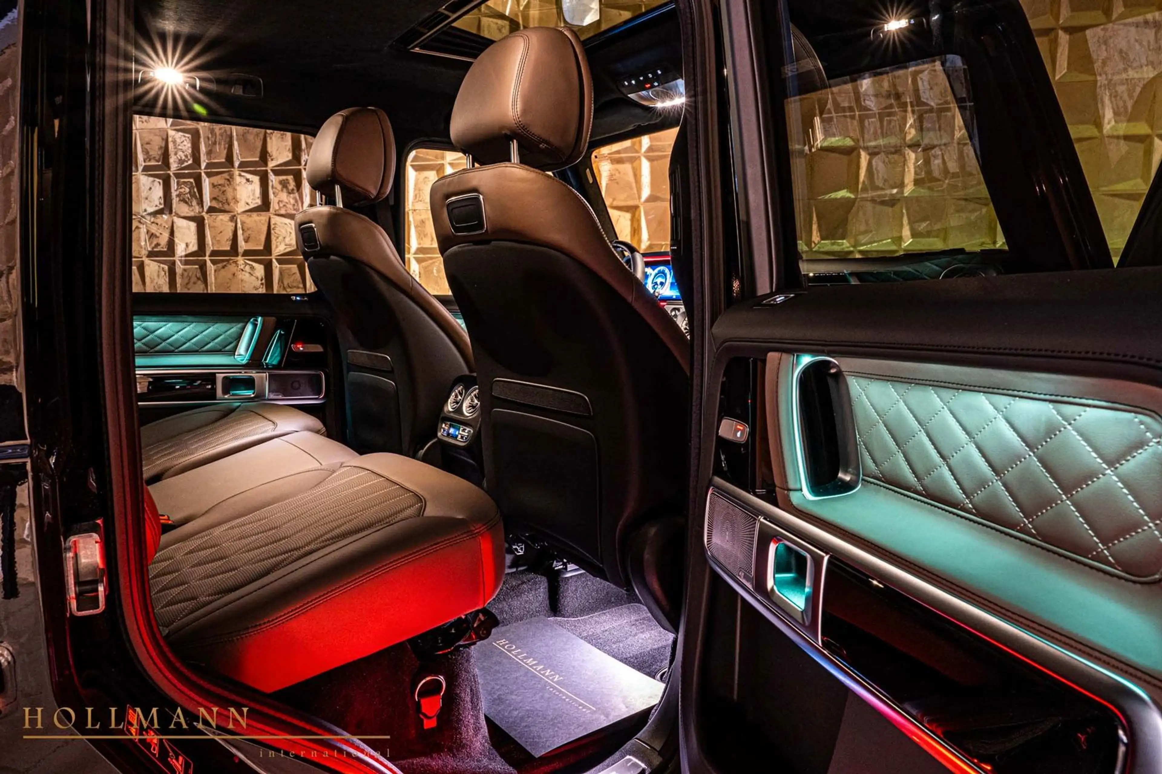 Mercedes-Benz G 63 AMG + Performance package + SR2 + Burmester — photo 10