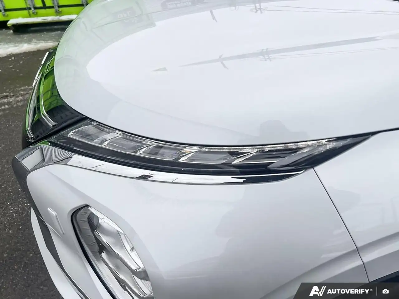 Mitsubishi Outlander снимка Mitsubishi Outlander