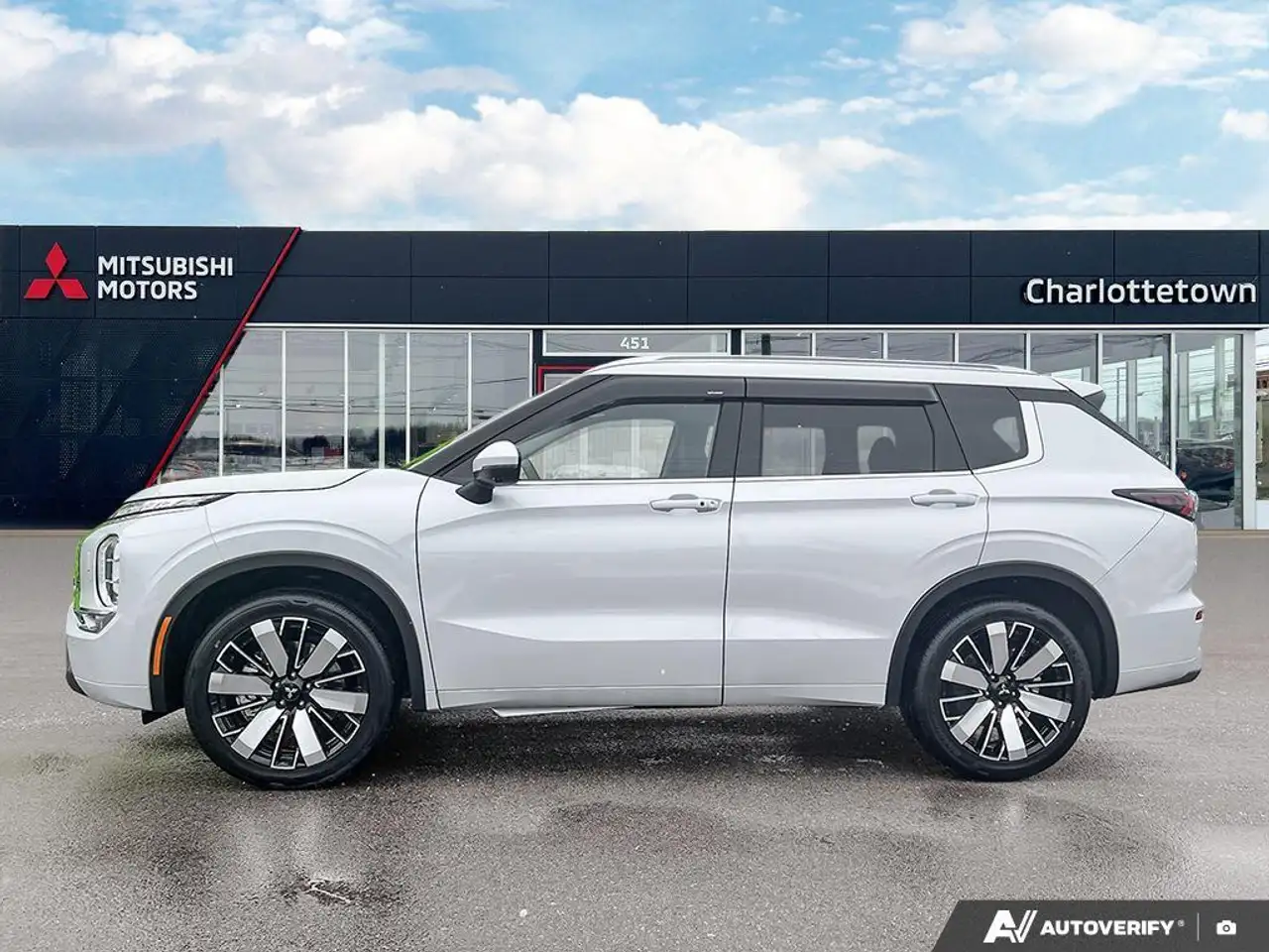 Mitsubishi Outlander снимка Mitsubishi Outlander