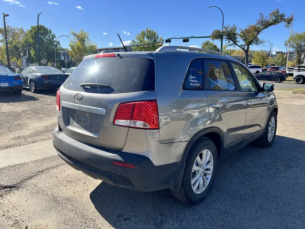 2013 Kia Sorento LX | Keyless Entry | Cruise Control | Illuminated — photo 8