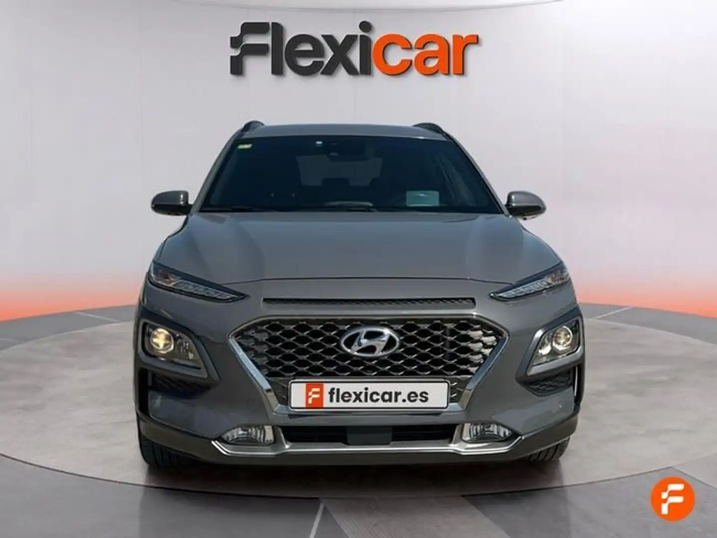 Hyundai KONA 1.0 TGDI Tecno Red 4x2 Gris - 2