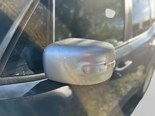 Jeep Renegade view 8