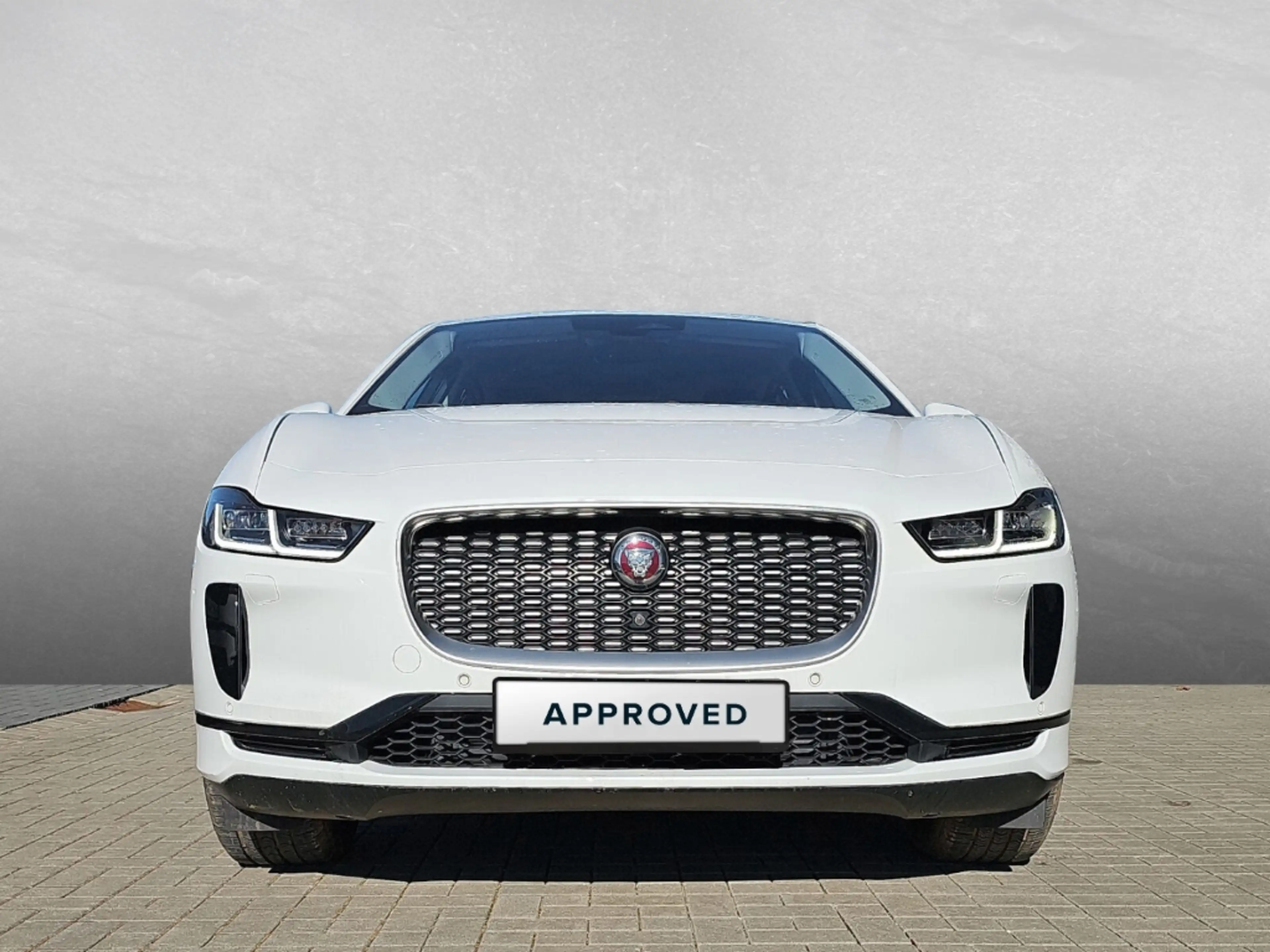 Jaguar I-Pace EV320 SE — photo 9
