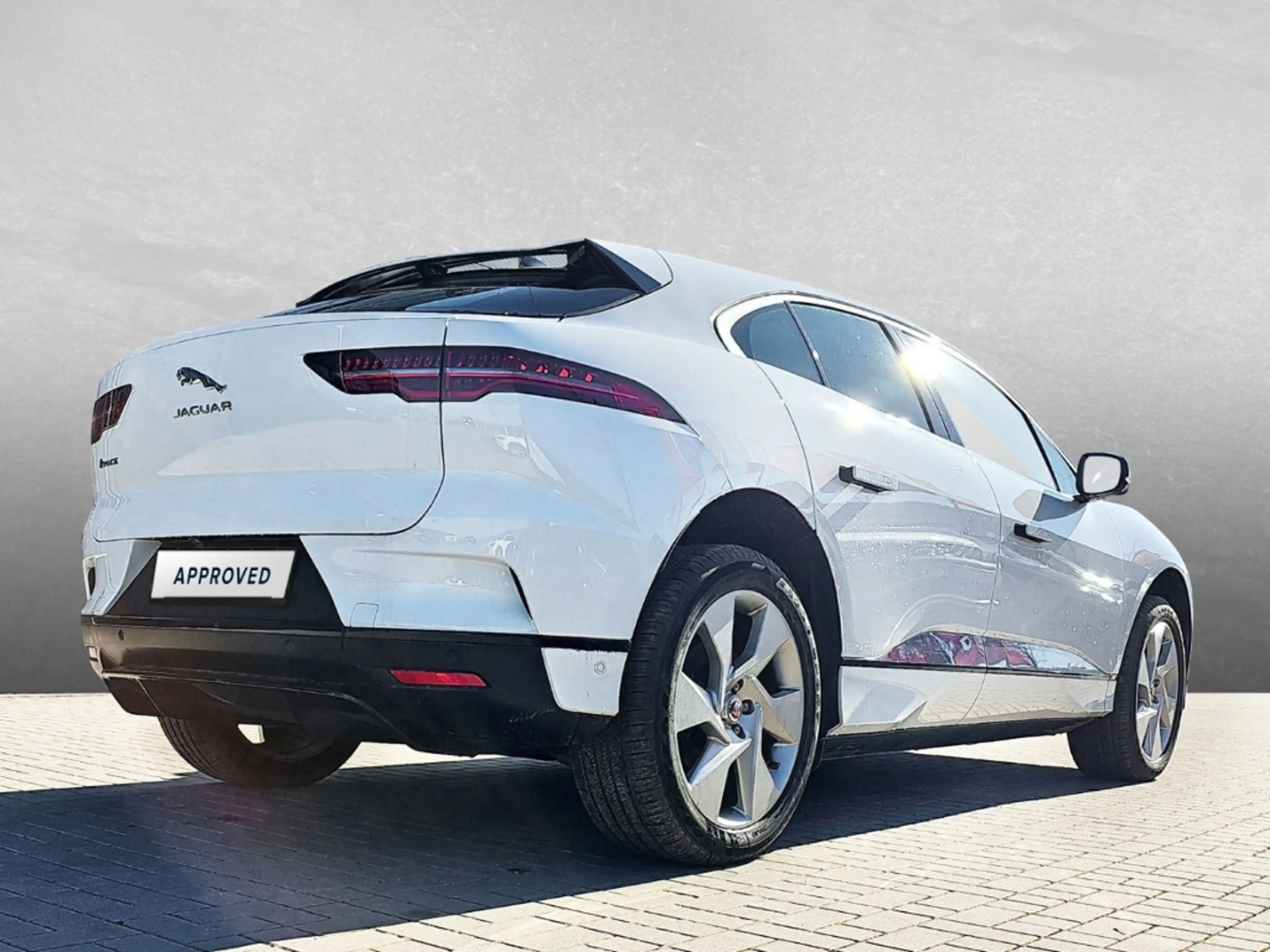 Jaguar I-Pace EV320 SE — photo 3