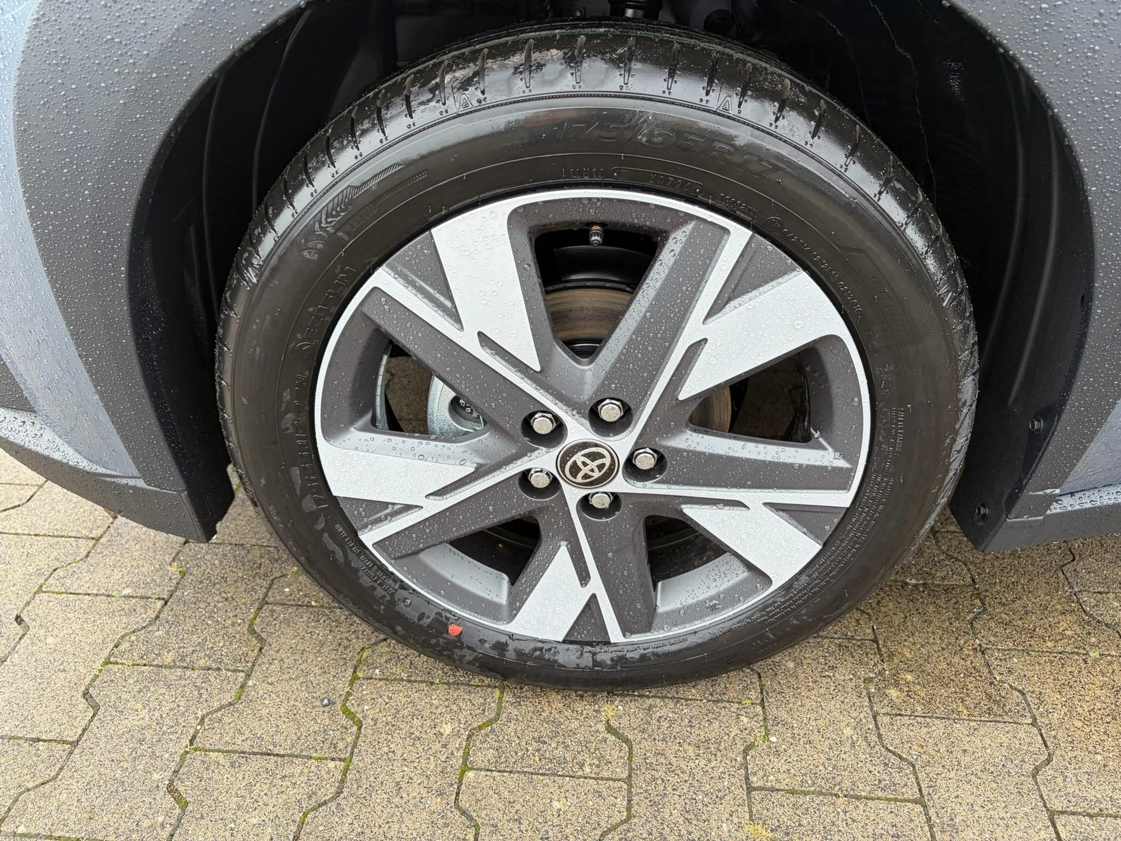 Toyota Aygo X Play 1.5 Hybrid 115PS CVT/AUTOMATIK, Celestite ... — photo 5