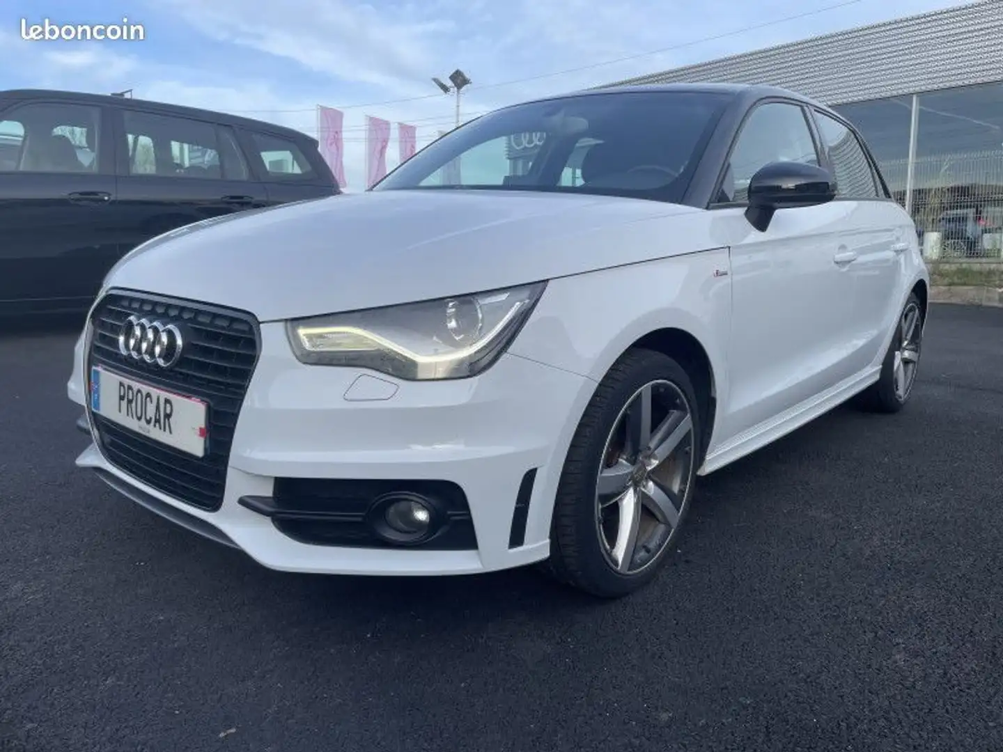 Audi A1 1.6 TDI 90CH FAP S LINE 5 PLACES Weiß - 1